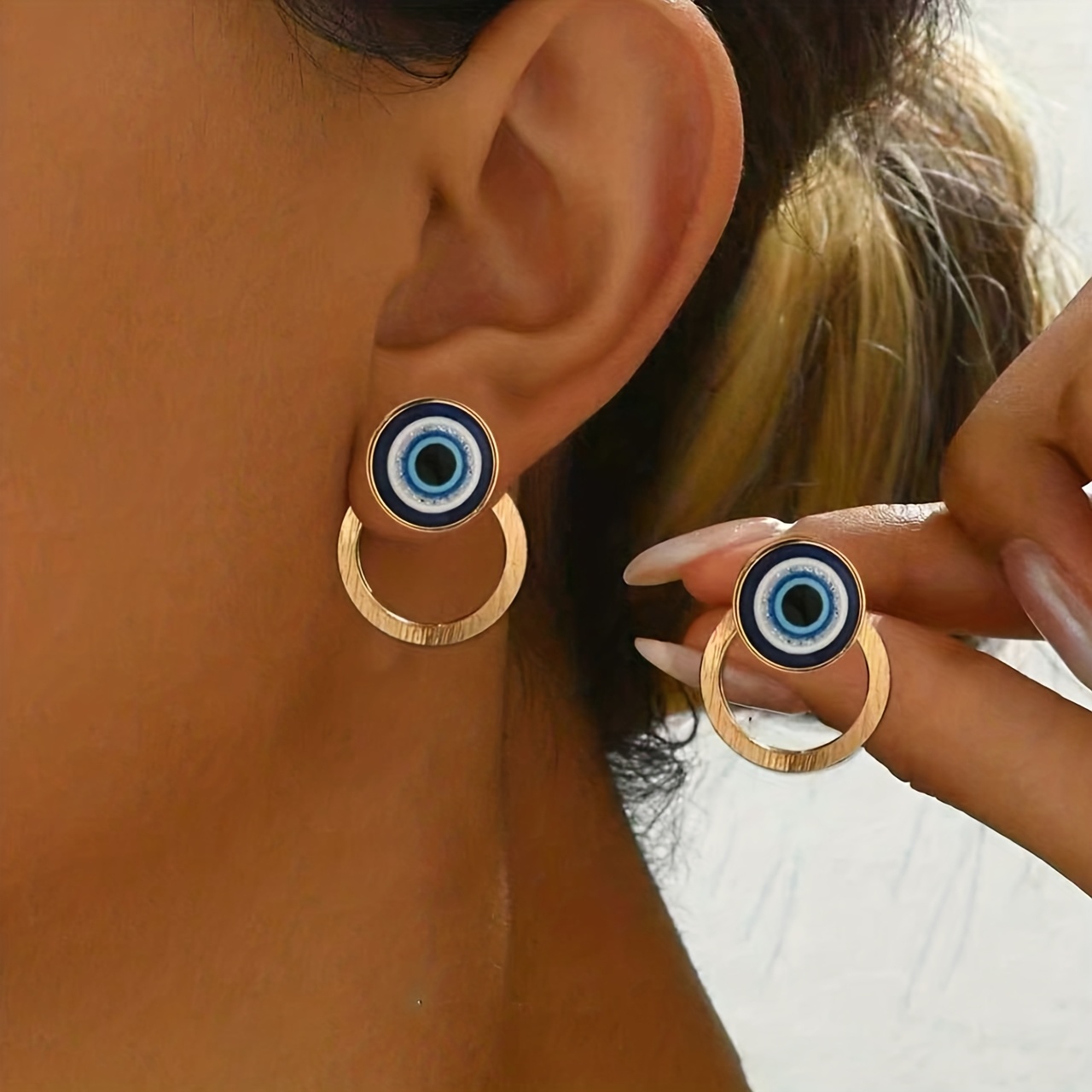 1 Pair -hop Style Women's Fashion Stud Earrings, Retro Metallic Style Geometric Hollow Circle Blue Eye Studs, Front And , Daily Casual Unique Ear Jewelry