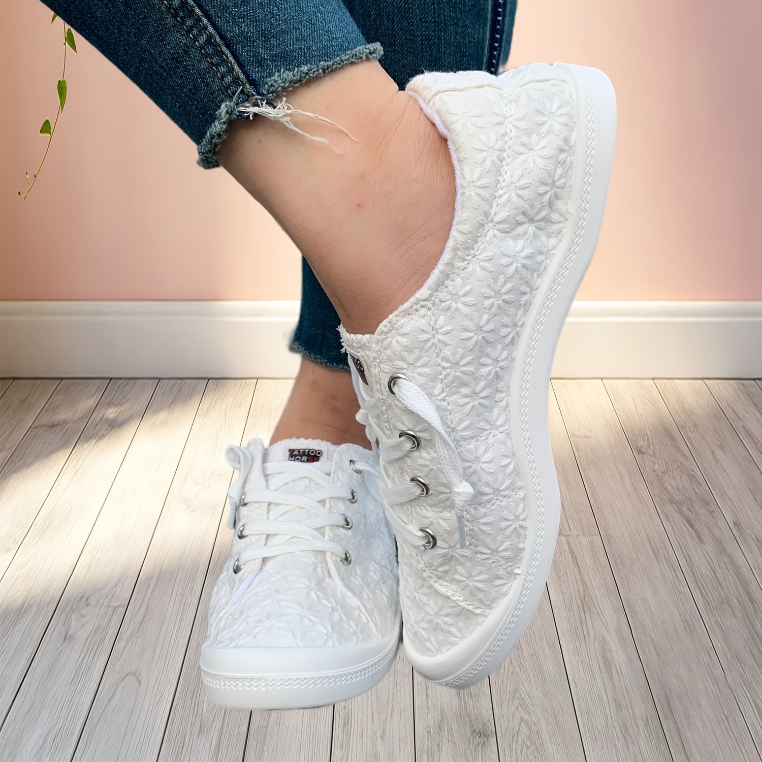 Women's Athletic Snowflake Lazy Shoes Comfortable Soft Sole Casual Women Shoes