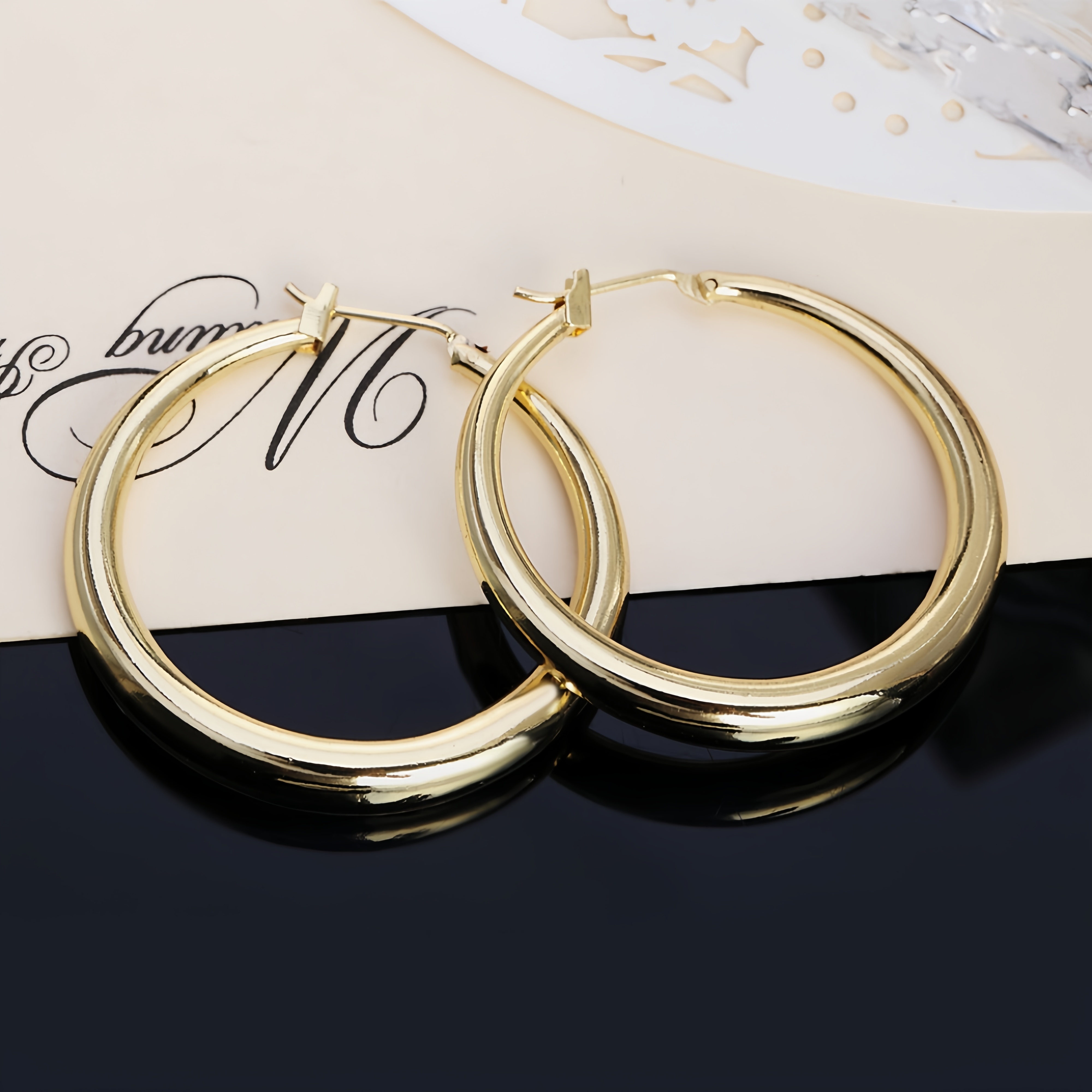 

1 Pairs Elegant Alloy Hoop Earrings - Simple, , Jewelry For Women And Girls - Perfect Gift Set With And Hypoallergenic