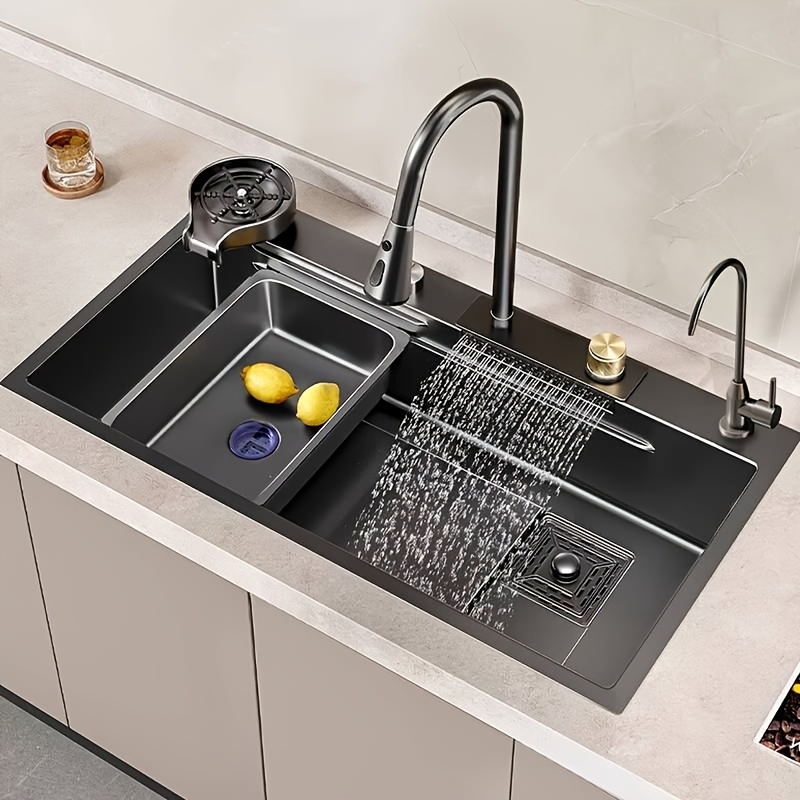 TLT-0022 Küchenspüle Mit Wasserhahn-Kombination, 71,1 Cm, Schwarz – 16 Gauge Edelstahl, Inkl. Schneidebrett & Sieb