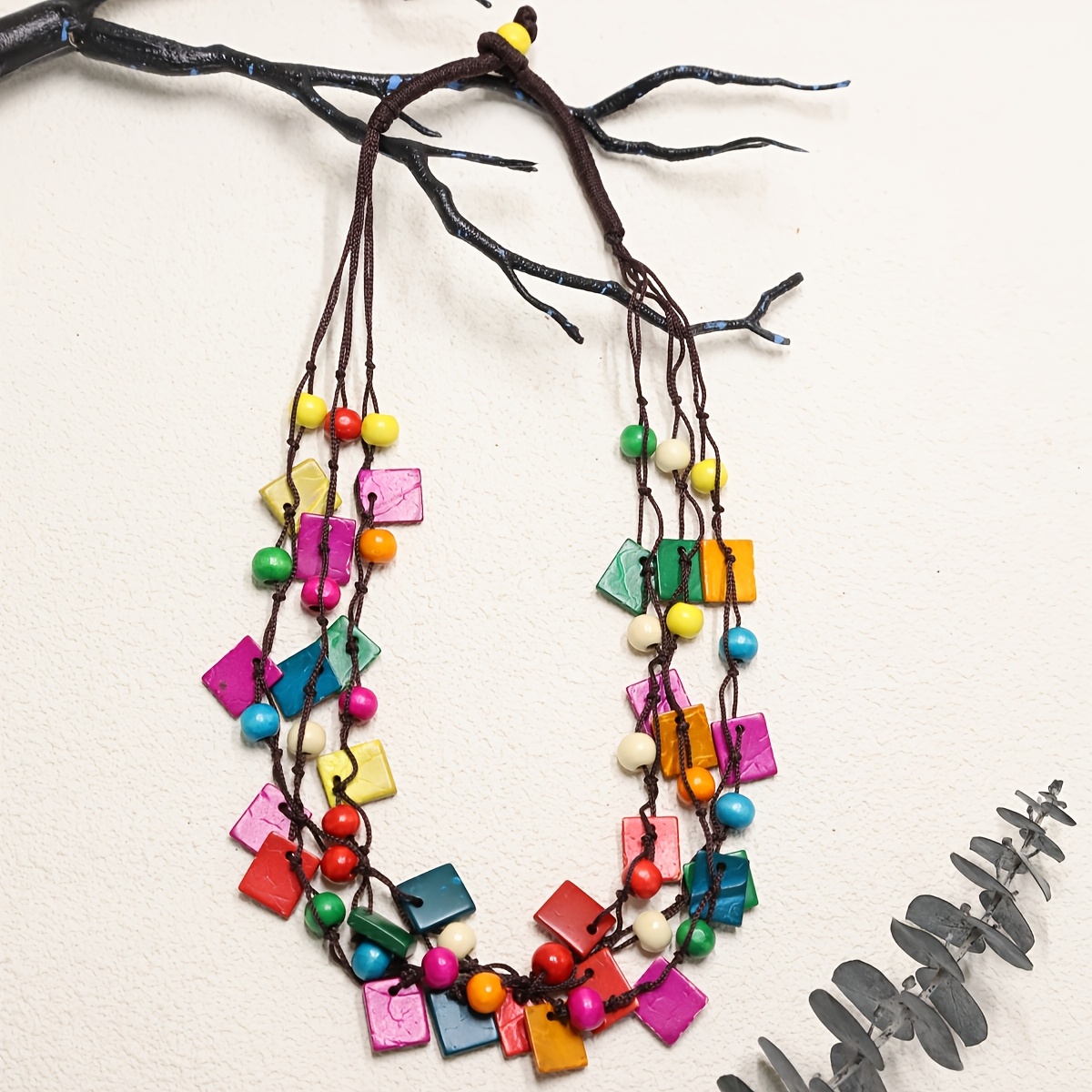 A Bohemian European And Hand-woven Coconut Shell Wooden Necklace