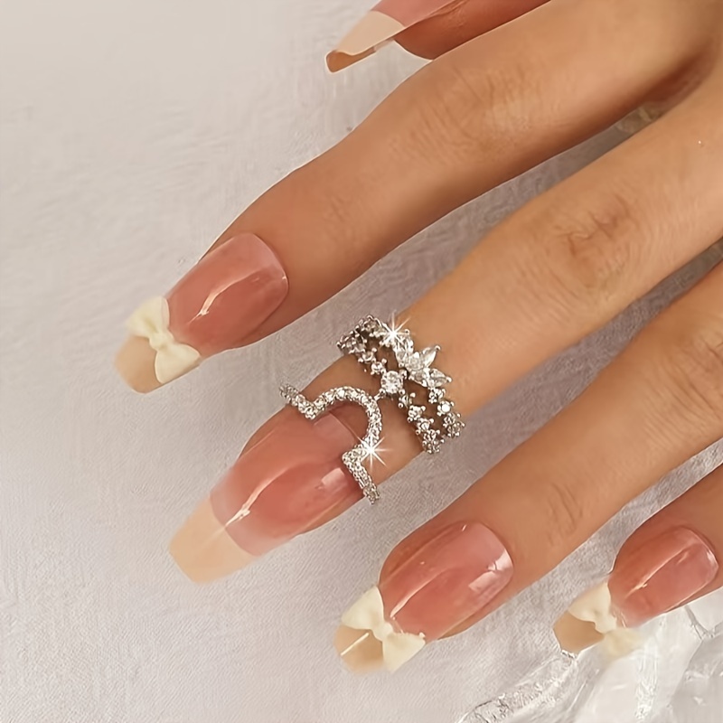 -layered Copper Ring With Synthetic Zirconia, Suitable For Daily Women.