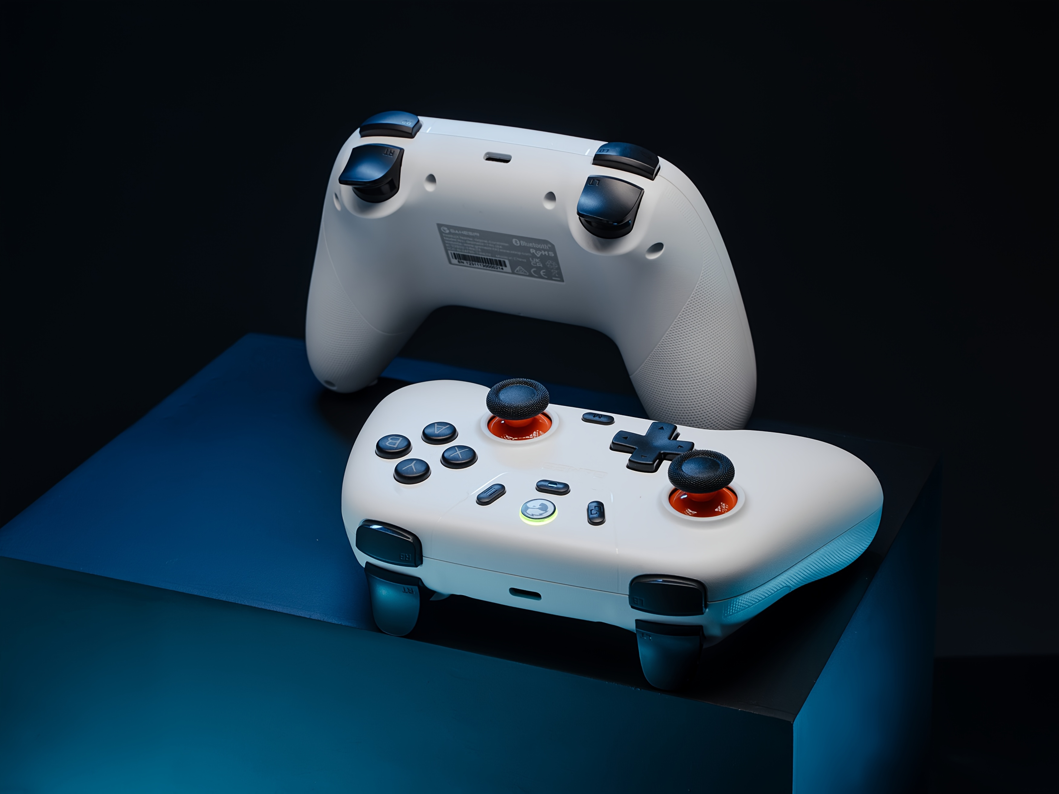 Gamesir Nova Lite Wireless Controller: Compatible with Windows PC, for Iphone, Android, Switch, And Steam Deck, Equipped with Hall Effect Triggers, Turbo Function, And Rumble Vibration, Supporting Wireless, Wired, And Dongle Connectivity
