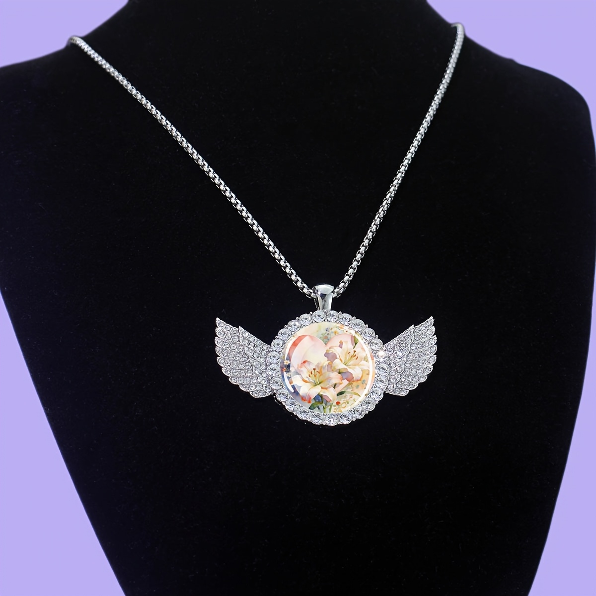 Women's Dreamy Pastel Heart Daylily Wing Necklace