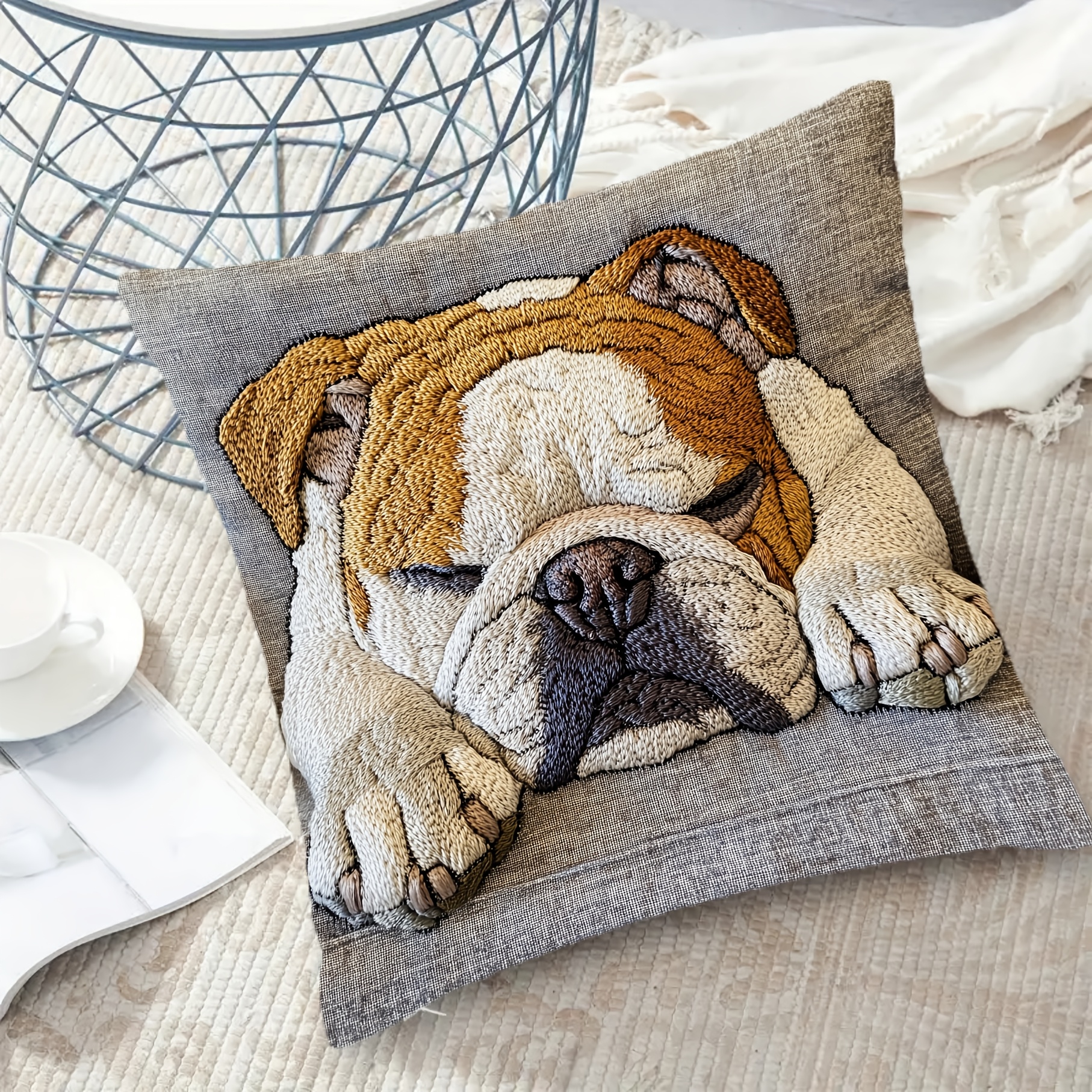 

1pc Cozy English Bulldog Throw Pillow Cover, 18x18 Inch, Soft Short Plush Polyester, Zipper Closure - Ideal For Living Room & Bedroom Decor (pillow Insert Not Included)