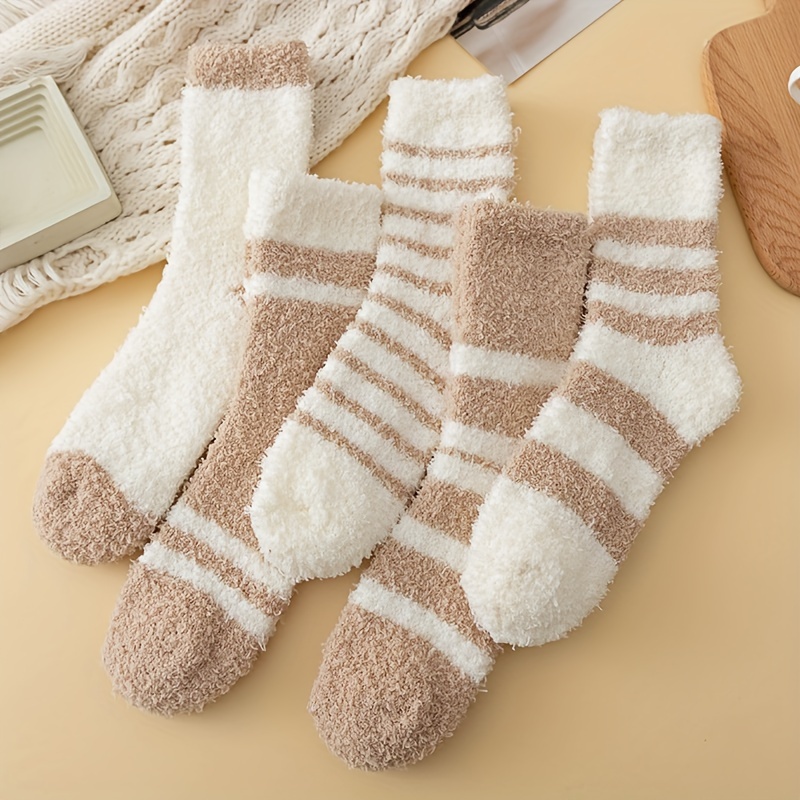 

5 Pairs Of Solid Socks, Simple And Warm Mid-tube Socks For Autumn And Winter, Women's Stockings And Socks