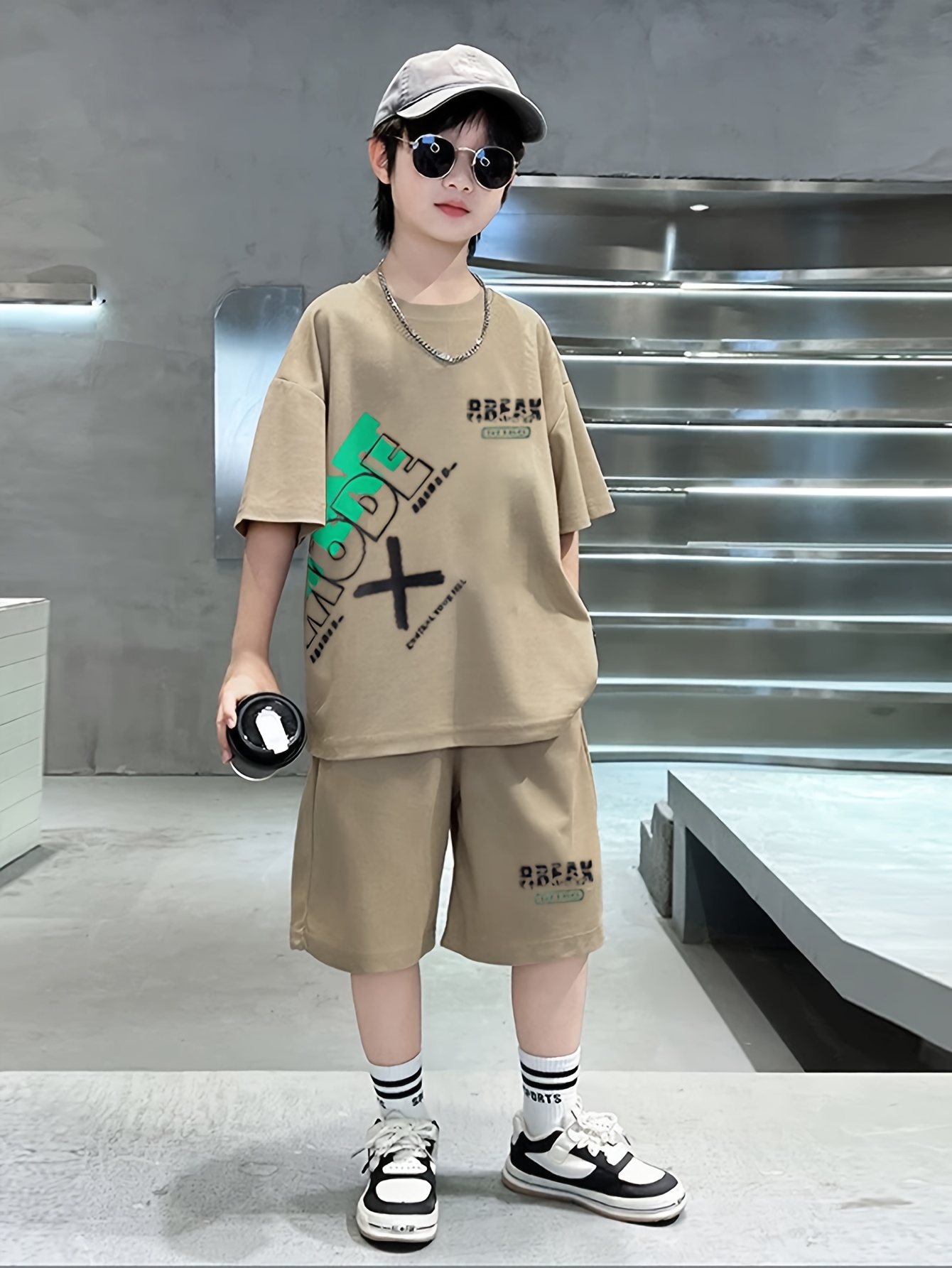 Boys' Fashionable Summer Outfit Casual Short Sleeve T-Shirt Shorts Set  with &*;BROKE&*; Graphic, Loose Fit, Crew Neck, Pockets, and Stylish Letter 