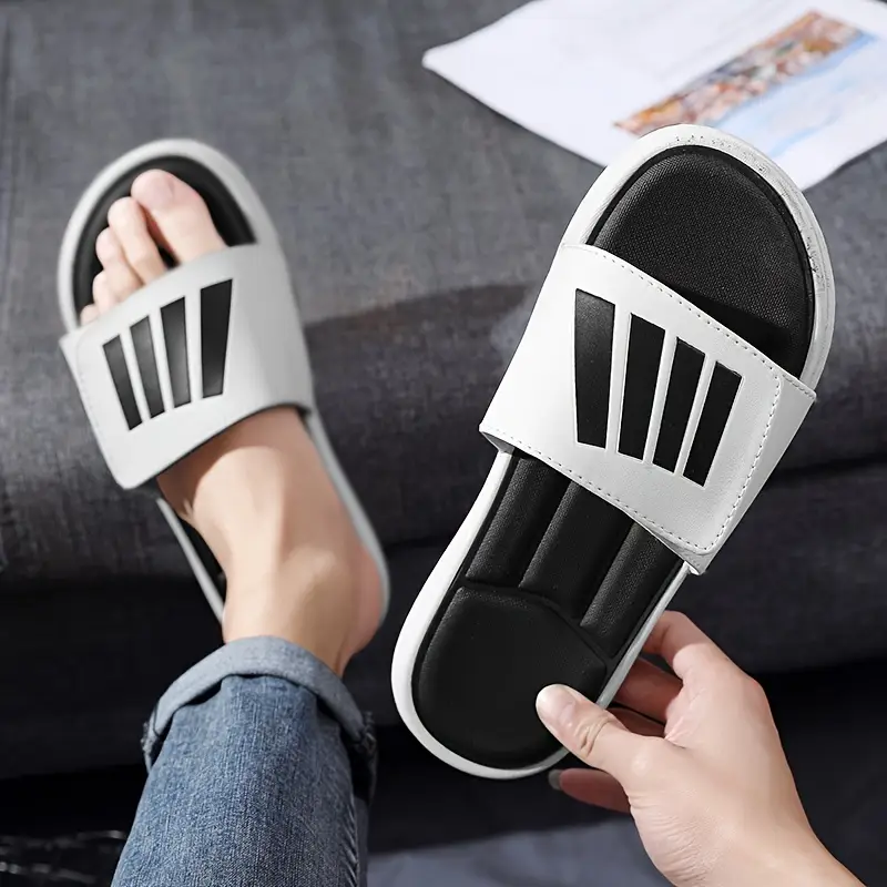 mens slides mens details 5