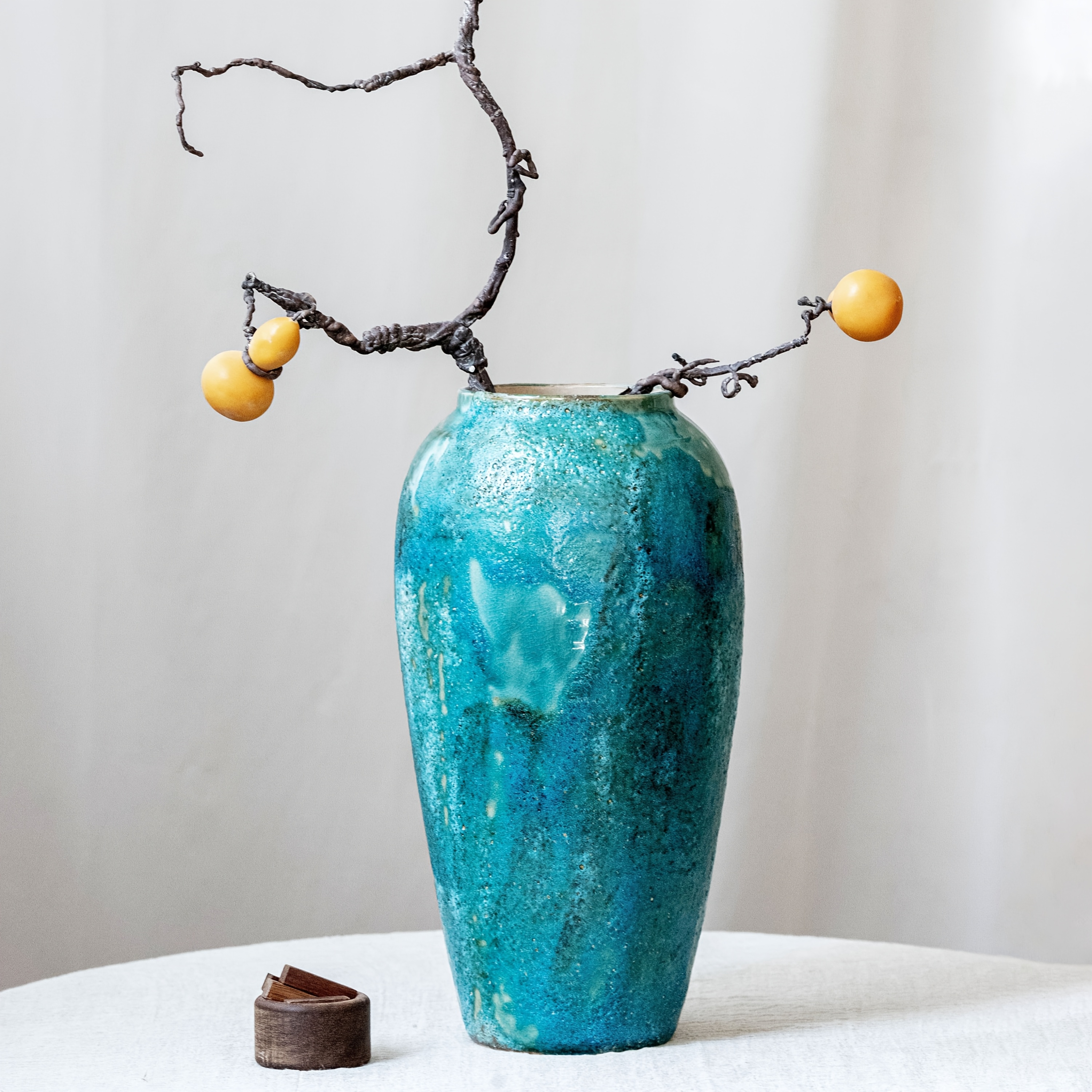 elegante türkis keramik vase zweigen vintage asiatisch
