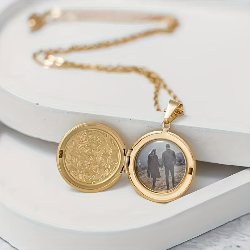TEMU Custom Vintage Box Necklace, A Commemorative Gift For Grandma, Personalized Photo Pendant Necklace With Round Pendant And Floral Pattern,
