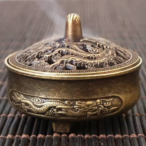item picture 1pc Mini Dragon & Phoenix Auspicious Wealth Bell-Shaped Incense Holder - Zinc Alloy Feng Shui Ornament for Meditation, Yoga, Home Decor, New Year Gift, Tabletop Decorative Accessory
