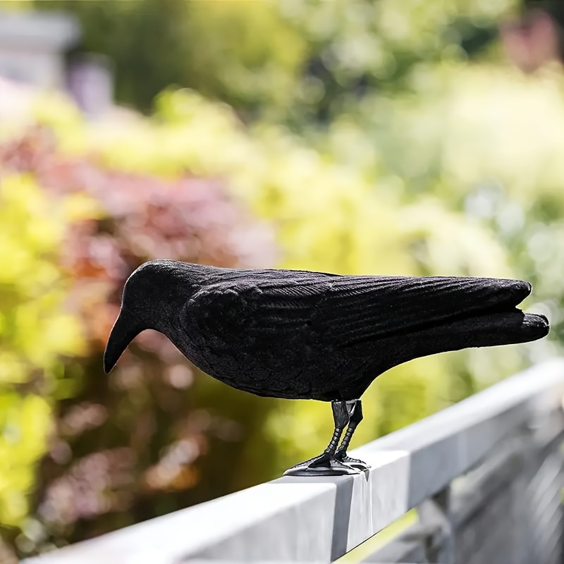 

1pc Lifelike 3d Crow Decoy - Indoor/outdoor Statue For Garden, Patio & Home Decor, 3d Simulation