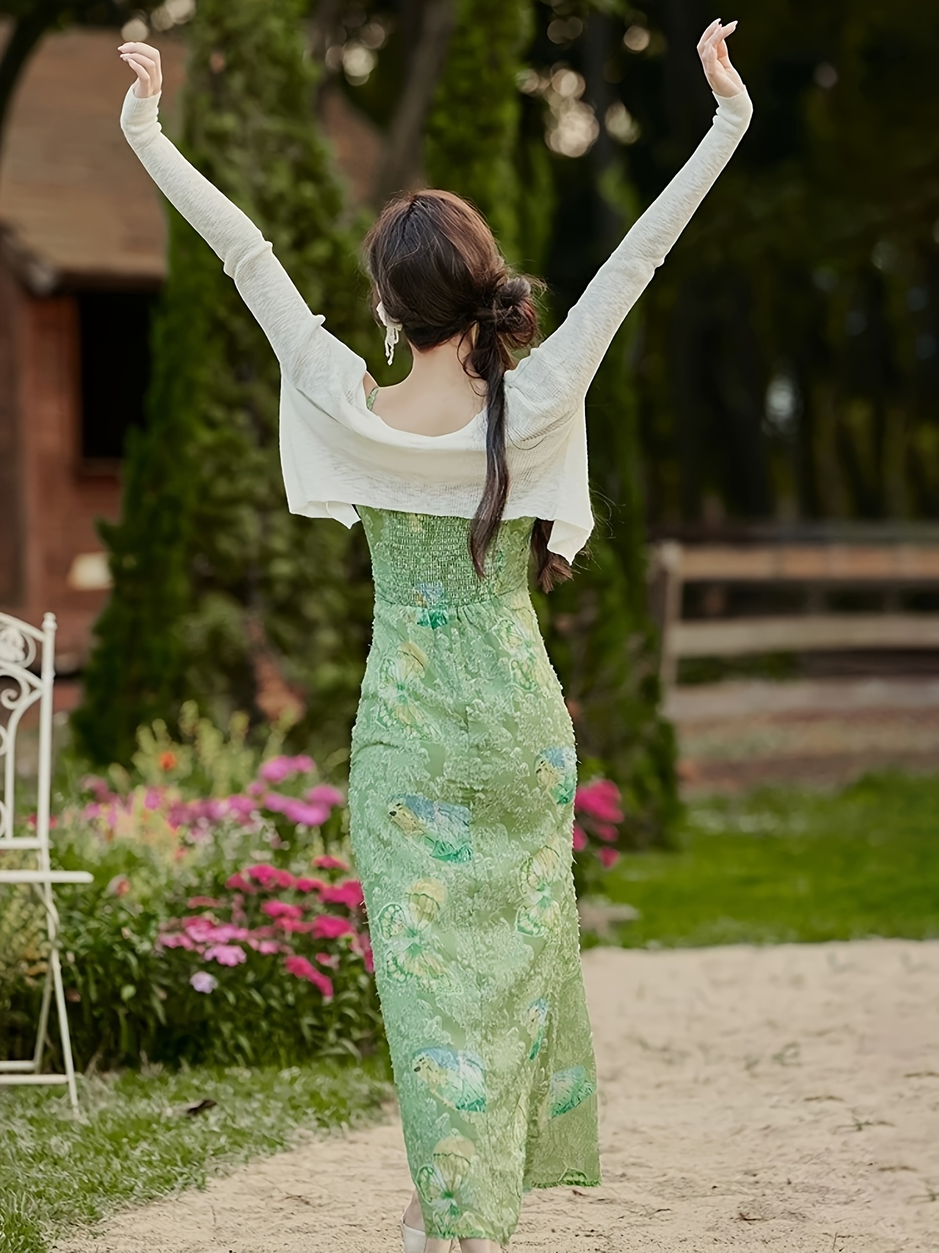 shopee green dress Vieniu green dress  Available at shopee
