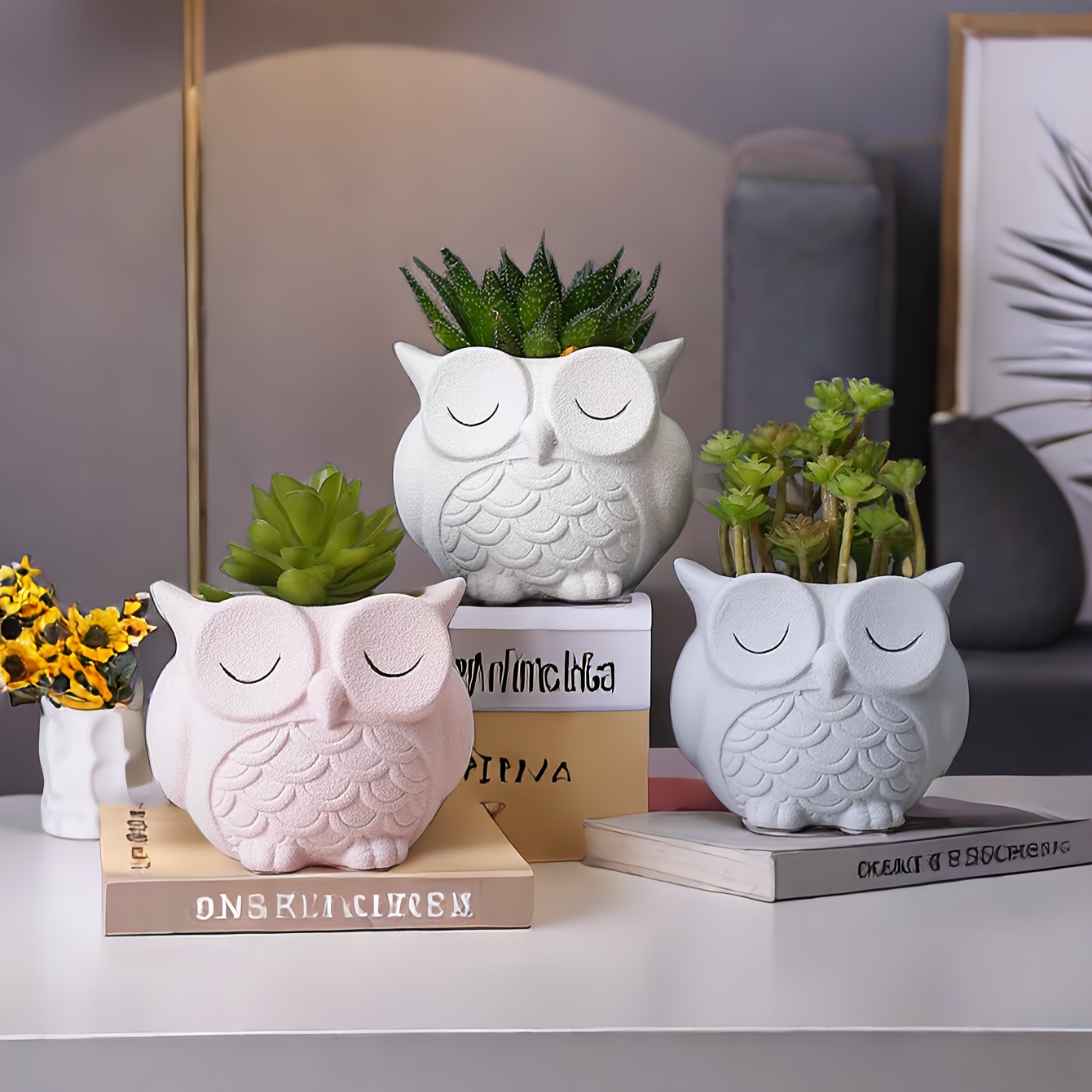 

Resin Decorative Owl Planter: Suitable For Indoor And Outdoor Use - Desk Or Garden