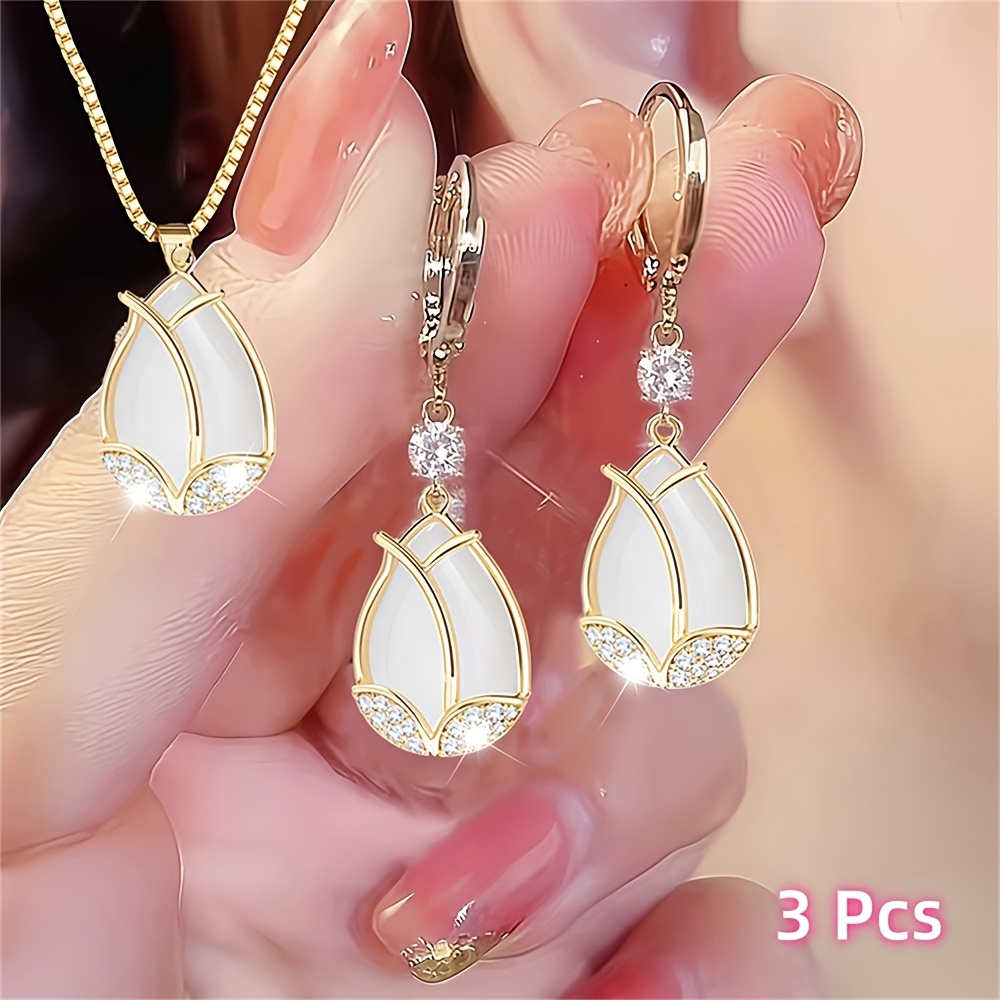 TEMU Set di collana e orecchini da donna con tulipani , 3 pezzi: 1 collana e 1 pezzo di orecchini, con design a petali , per mettere in elegante e