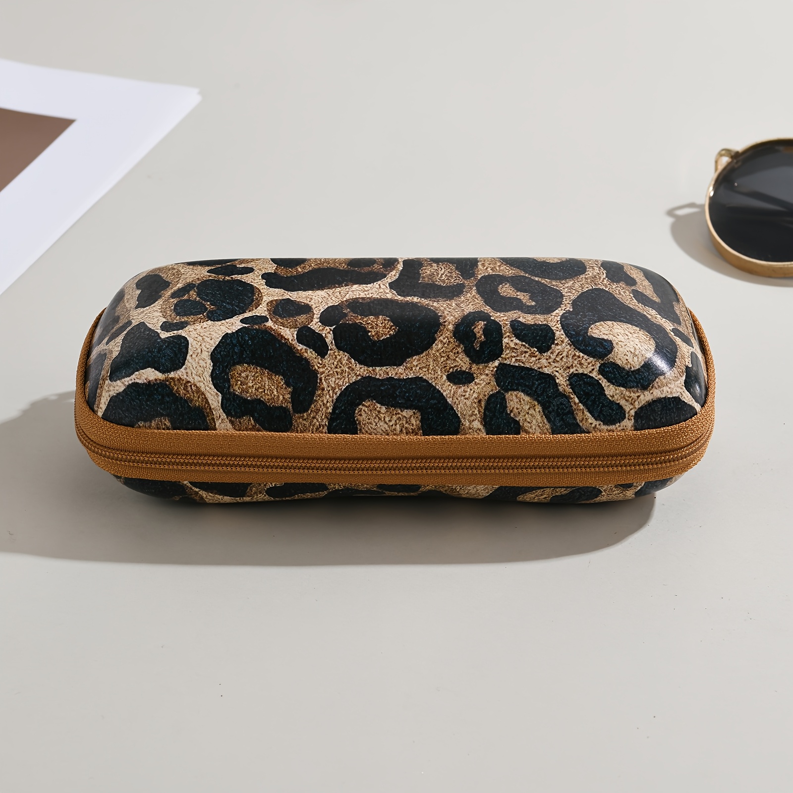 

1pc Leopard Print Eva Eyeglass Case, Funky Style, Peva Material, For Glasses And Accessories