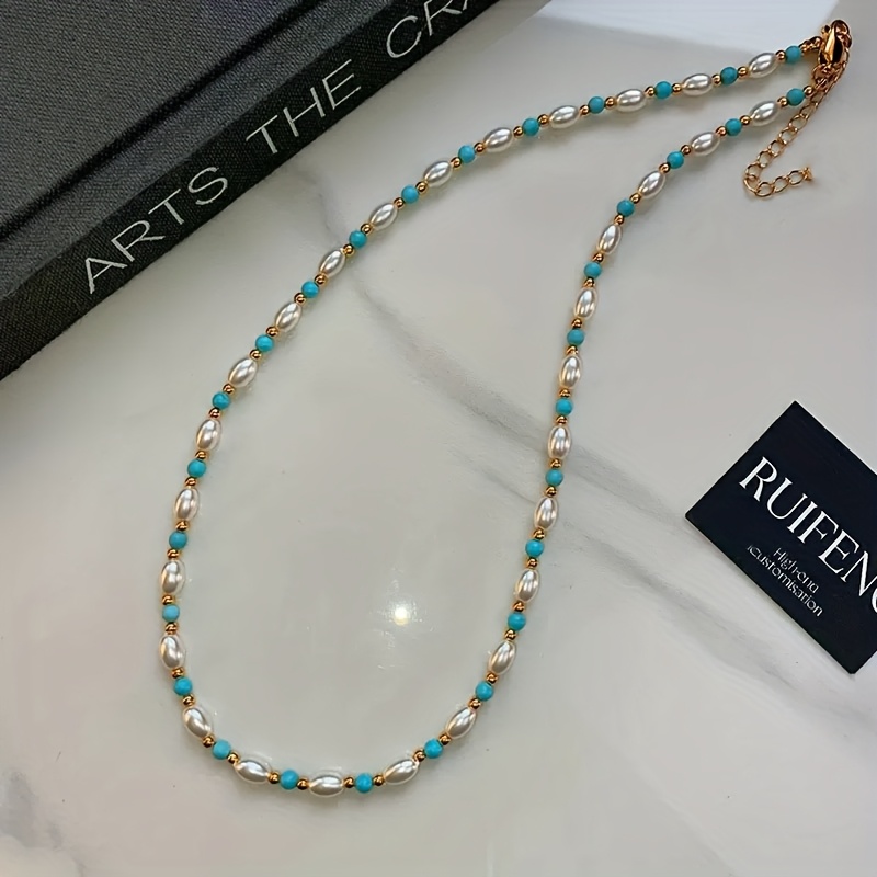 Image of 1pc Natural Stone Turquoise & Cultured Necklace For Women, Light Luxury Niche Vintage Exquisite High-end Design Clavicle Chain, For Daily Gifting