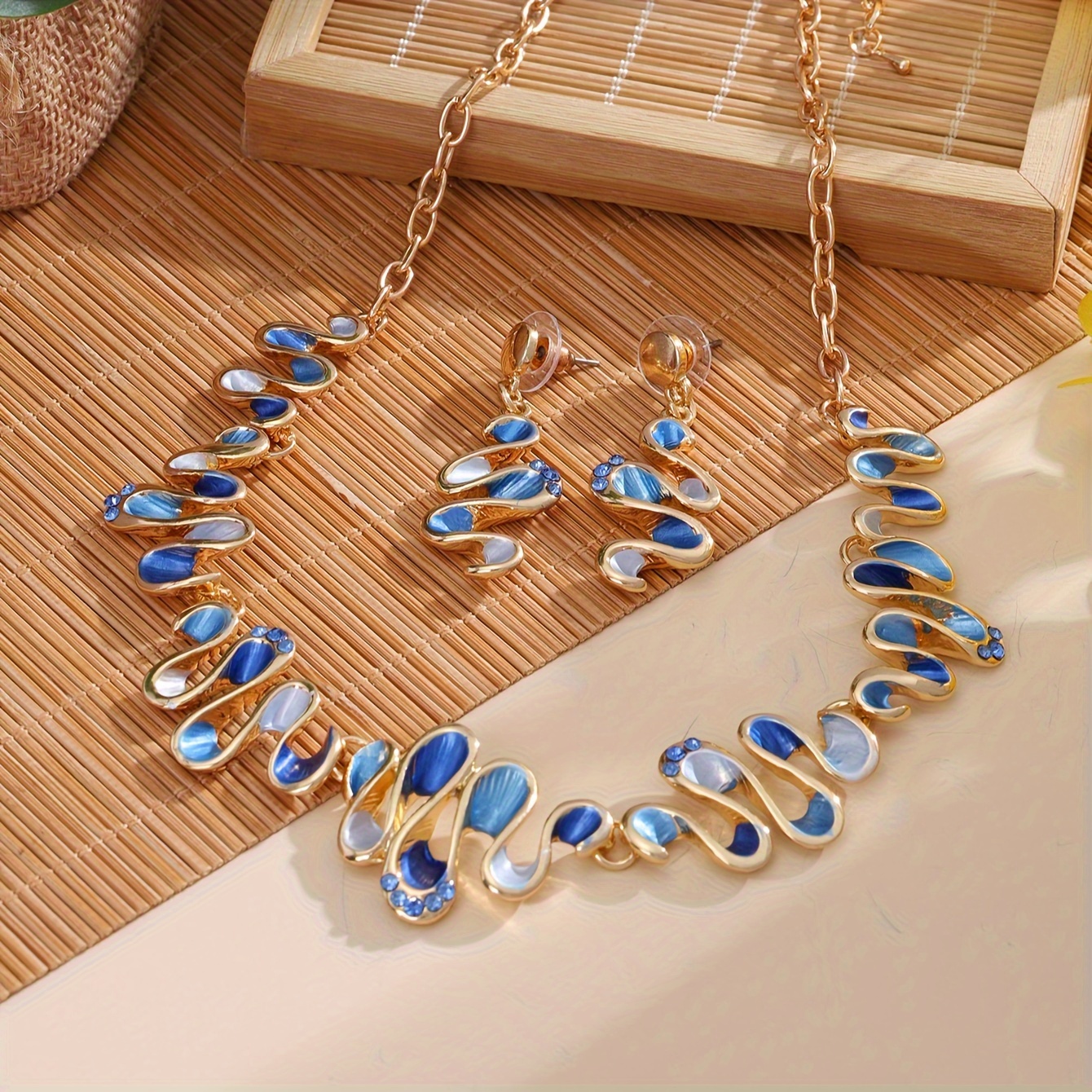 Zinc Alloy Serpentine Necklace Earrings Set