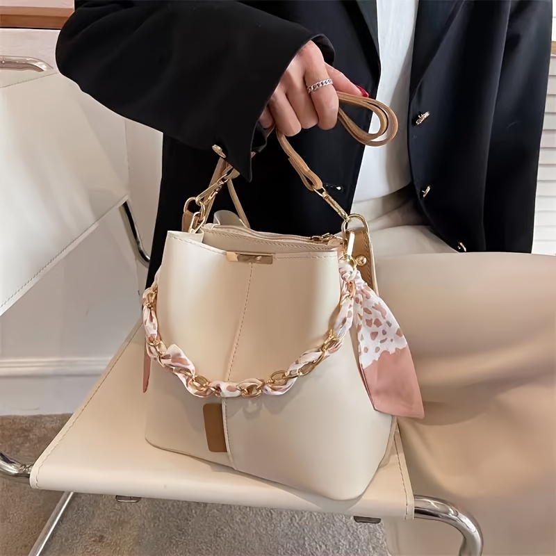 

Korean Style Solid Color Pvc Crossbody Bucket Bag With Adjustable Strap And Magnetic Closure, Minimalist Fashion Handbag For All Seasons