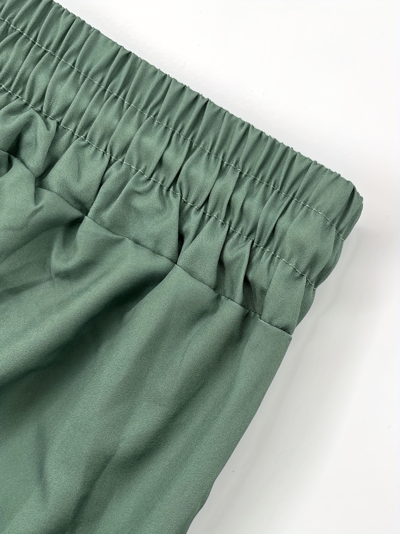 European and American Men's fashion stripe pattern print design button- short-sleeved shirt top and casual trousers matching suit, fashionable street street, seaside casual vacation short-sleeved shirt set