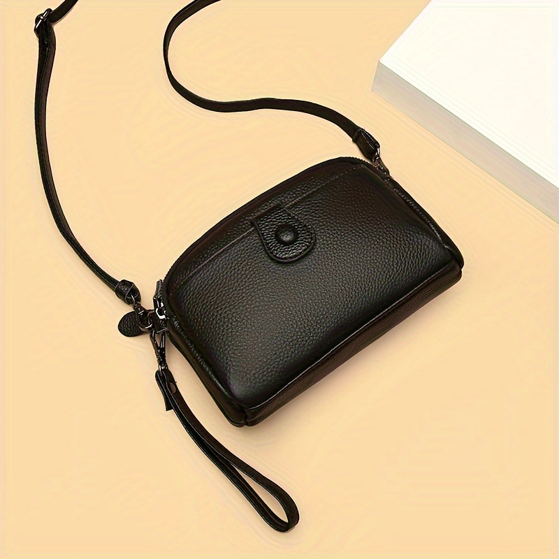 Image of Fashionable And Versatile Women's Bag Made Of Top Layer Cowhide, Suitable For Crossbody, Business, And Commuting As A Shoulder Bag