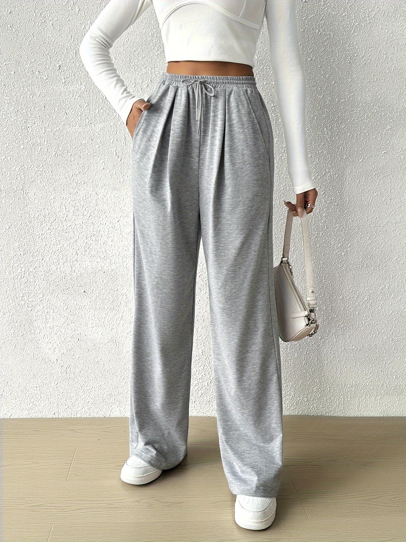 Long Sweatpants for Women Tall Women's Sweatpants Baggy Lounge Pants Comfy  Wide Leg Drawstring Joggers with Pockets, Black, Small : :  Clothing, Shoes & Accessories