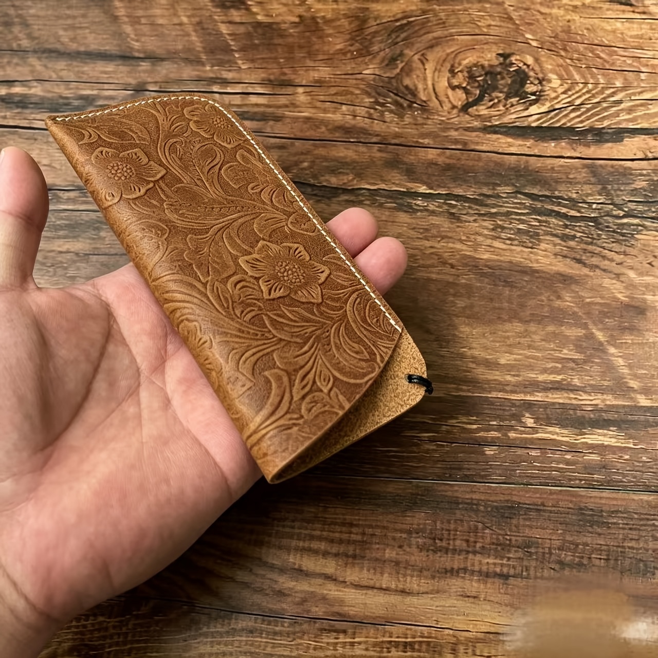 Original Hand-Carved Full-Grain Leather Glasses Pouch - Retro Genuine Leather Case for & Eyeglasses. Portable, Dust-Proof, Premium-Quality Protective Sleeve for Reading Glasses &. Compact Storage Bag with Slanted Pocket