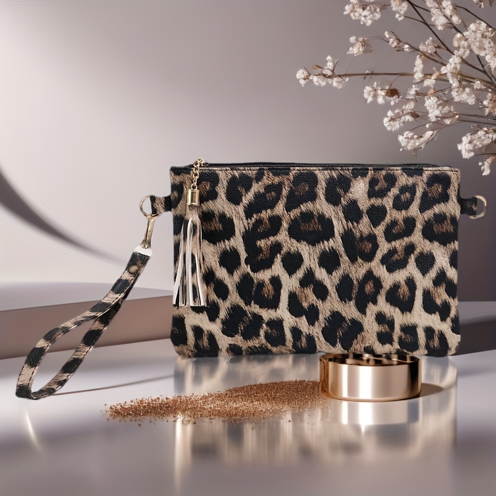 

Vintage Leopard Print Clutch For Women, Fashionable Animal Print Handbag With Zipper Closure And Fixed Wrist Strap, Lightweight Envelope Style Purse In Deep Brown, Clutch Purse