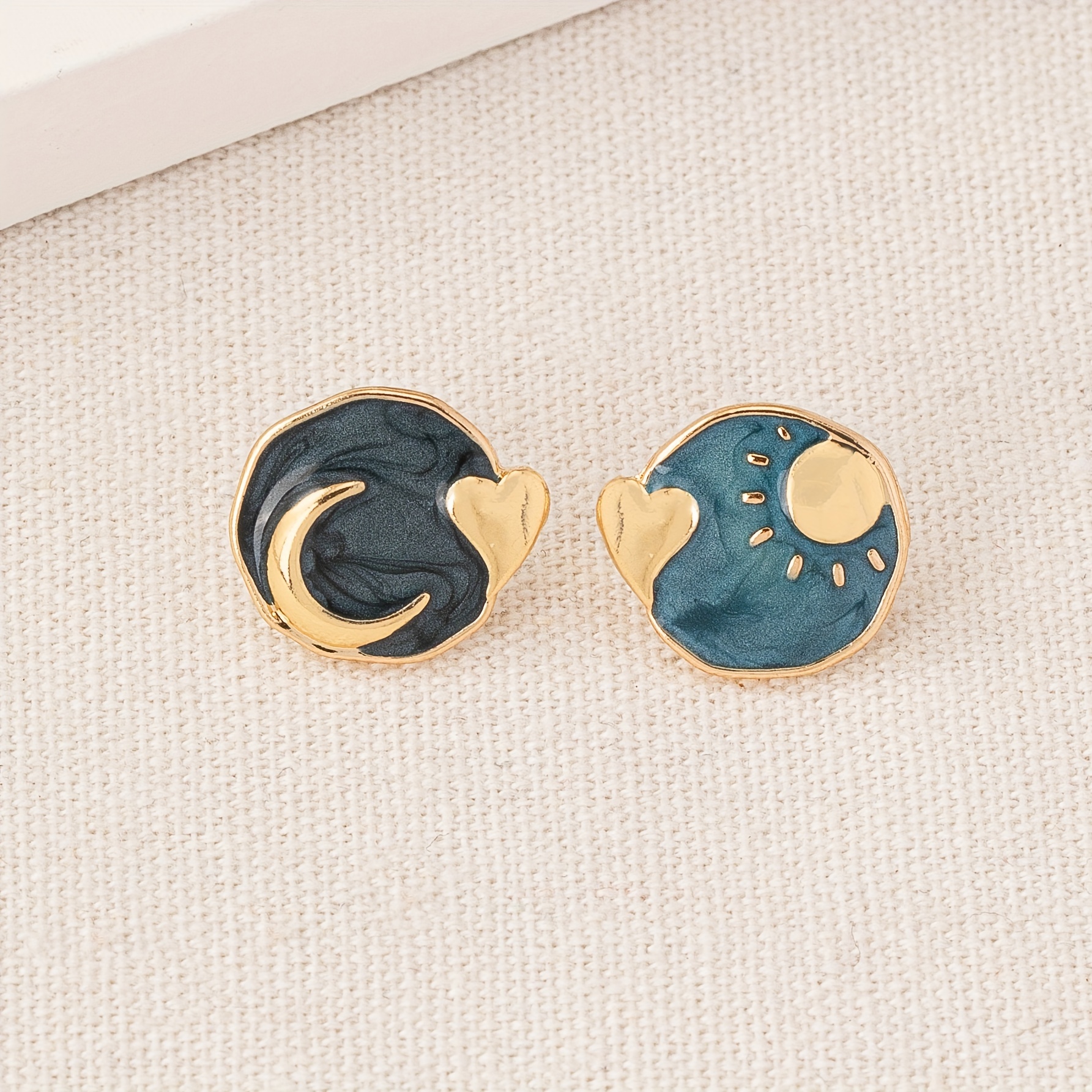 

Chic Alloy Asymmetrical Geometric Crescent Stud Earrings, Vintage Style, Blue Ramadan Jewelry For Women, Suitable For All , For And Gifting, Gift For Eid, Ramadan