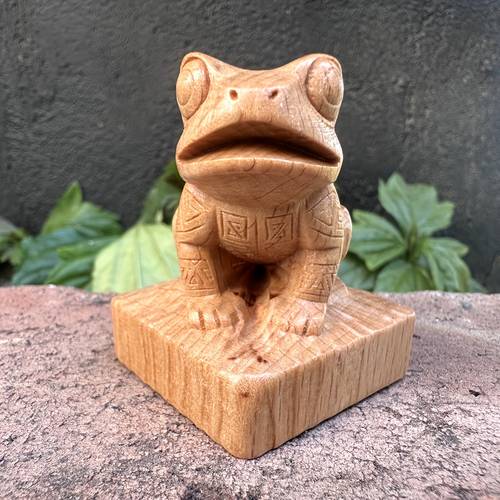 1 8 inch carved frog figurine handcrafted wood carving tribal style suitable for home decor desktop ornament garden accent lovers study room decoration