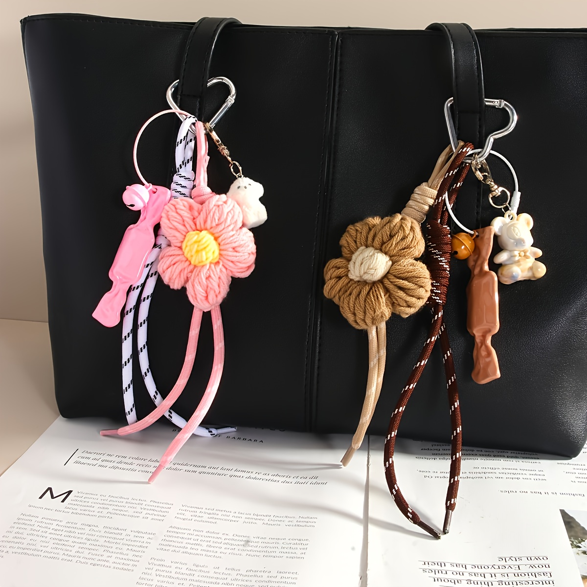 Accessorio per borsa con alfabeti fatti a mano all'uncinetto, ciondoli, ornamenti, portachiavi, regalo di Natale, regalo di compleanno, iniziale personalizzata, nome personalizzato - Italia