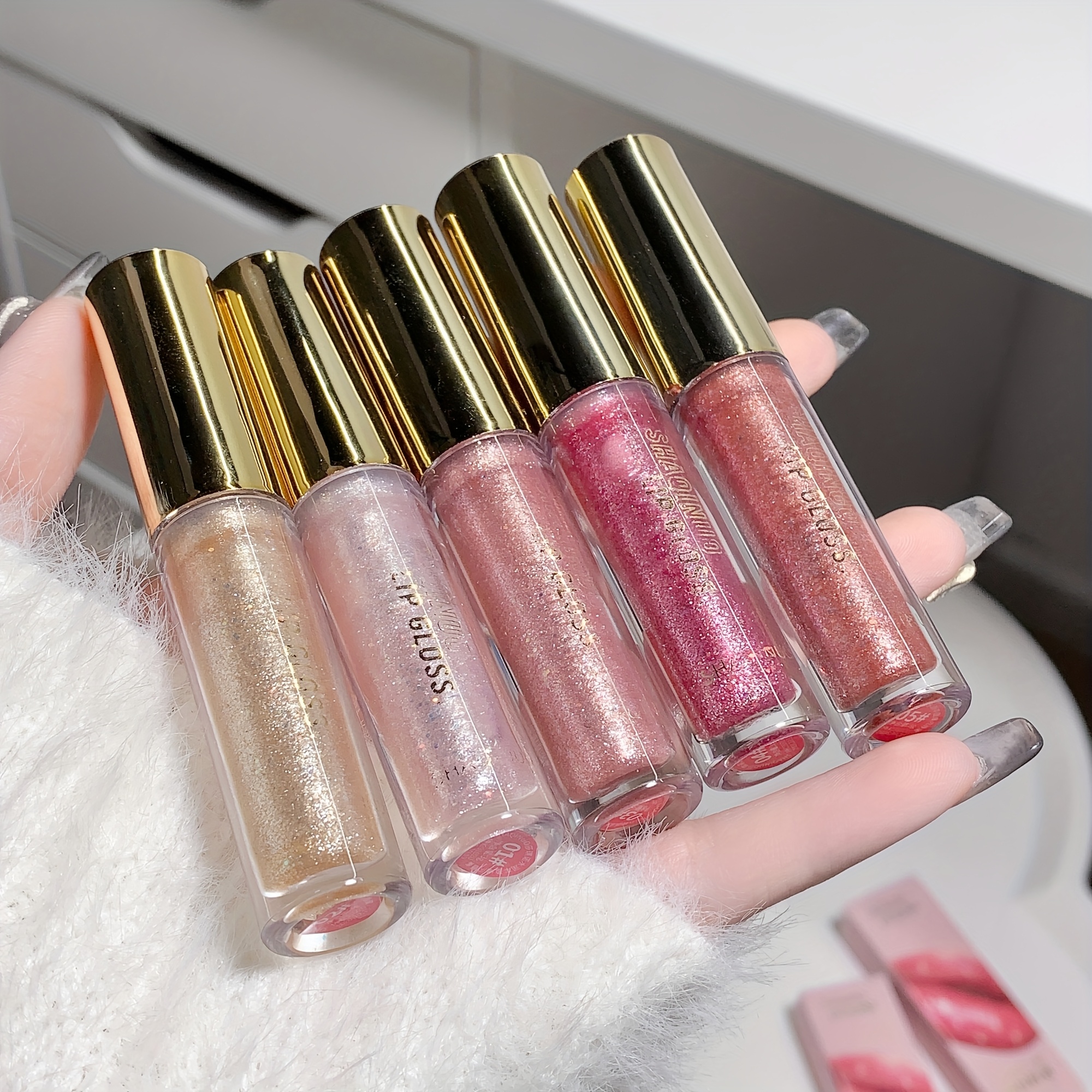 flash lip gloss glossy   lip glaze sparkling lip gloss fine pearlescent   and rich comfortable and not sticky  urizing doodle glass lip stage makeup christmas thanksgiving easter gift