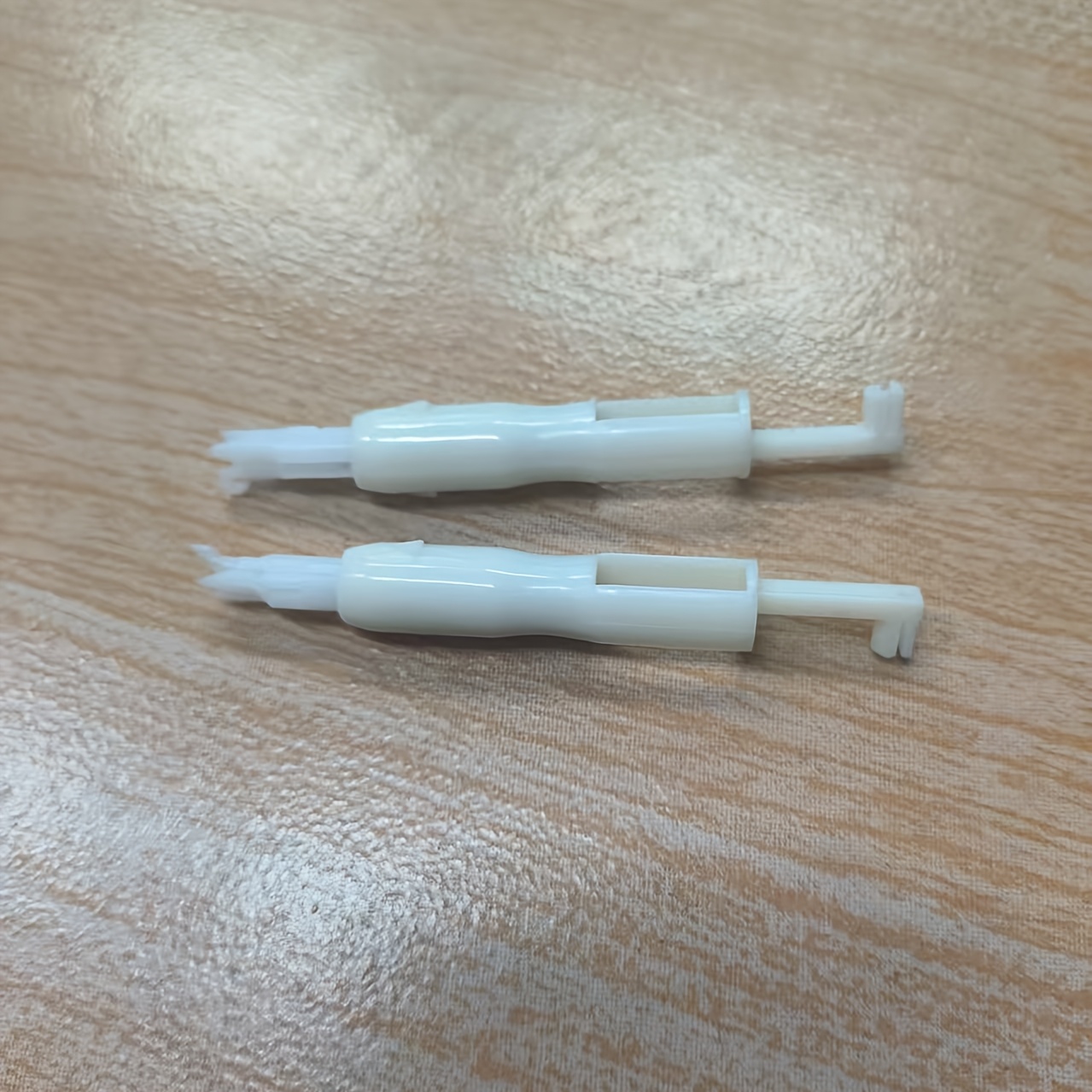 TEMU 2 piezas Enchufador de agujas para máquina de coser, enhebrador de agujas, herramienta para enhebrar agujas, accesorios de costura