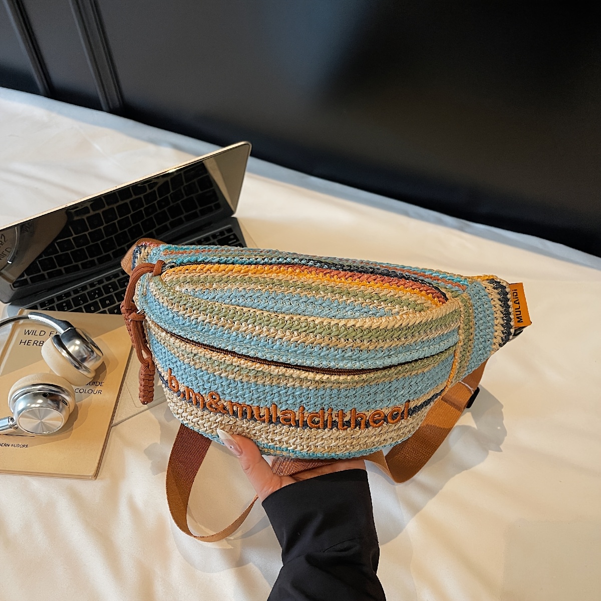 Image of Vintage Woven Chest Bag Women's Fashion Random Color Block Straw Crossbody Shoulder Tote Lightweight Versatile Paper Weave Small Square Bag