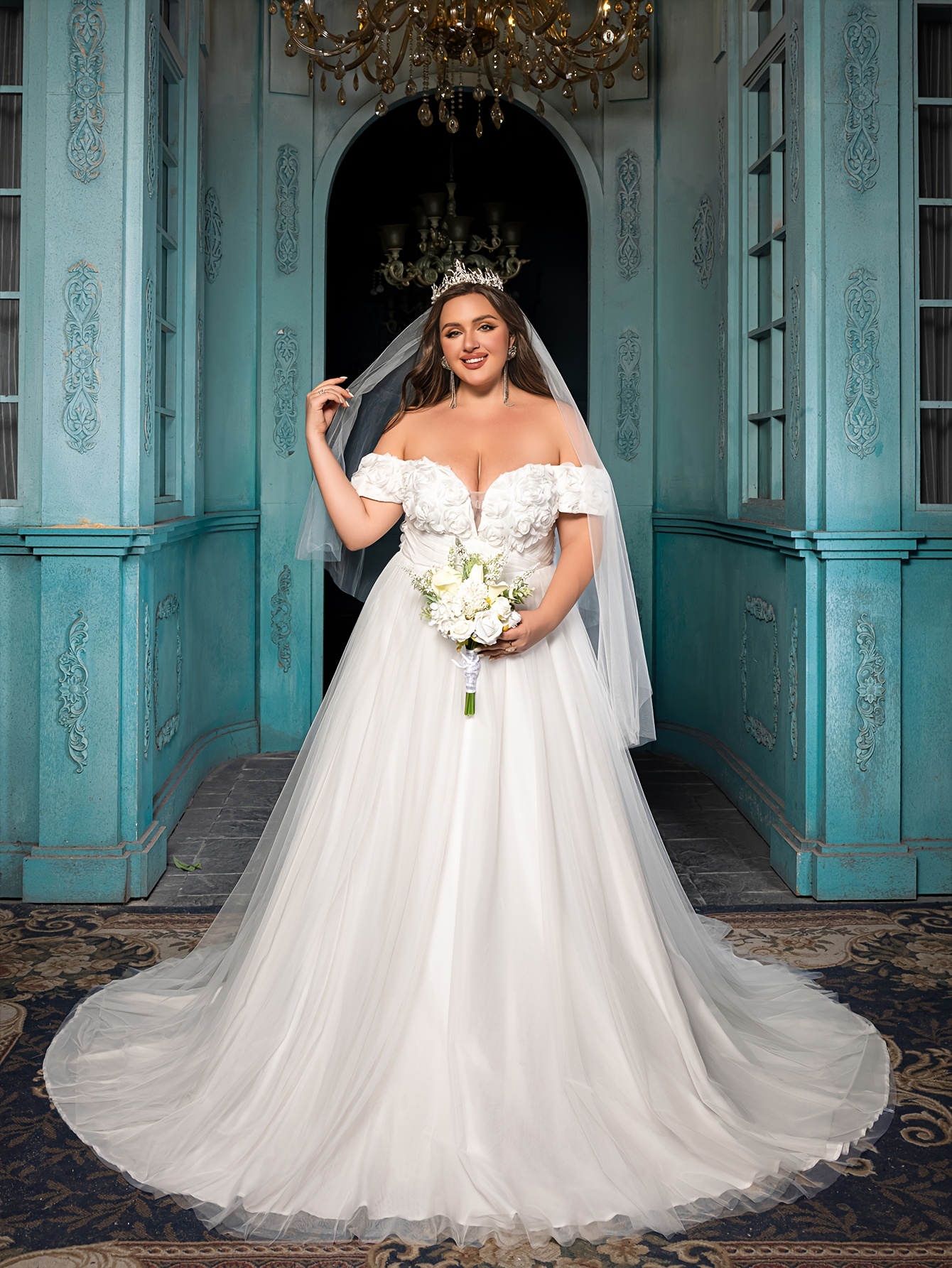 Plus Size, Plus-size Women's Halter Wedding Dress