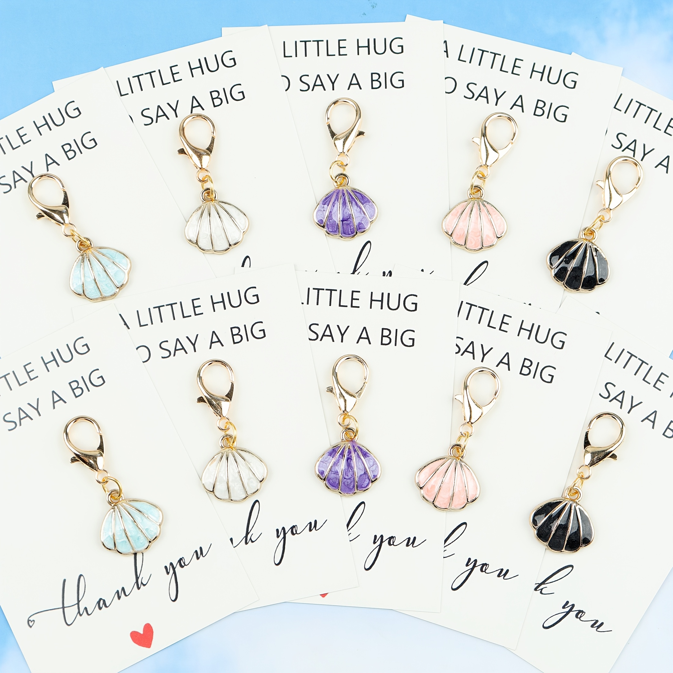 E-shop 5-teilig/10-teilig Mini-Muschel-Schlüsselanhänger-Set mit Karabinerhaken – Inklusive „ Umarmung“ Dankeskarten – Perfektes Geschenk für Sommer,