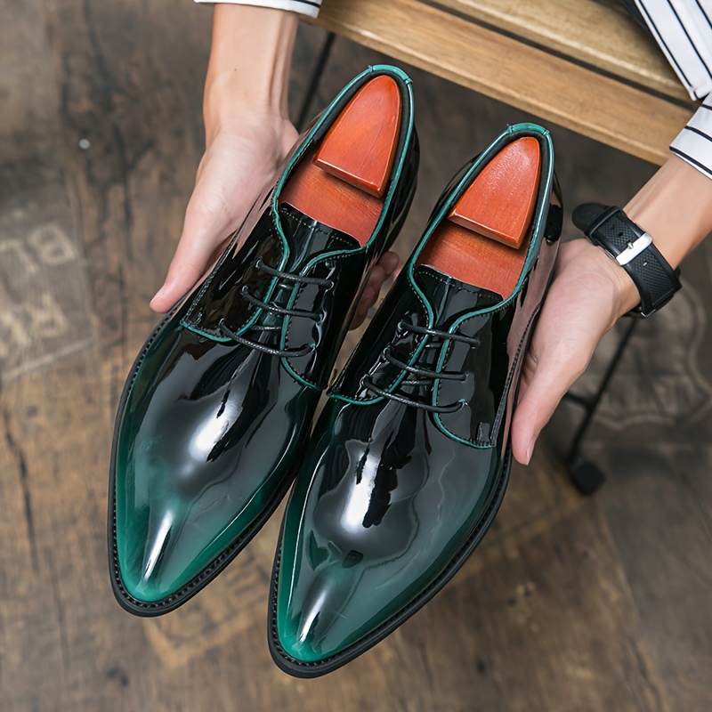 

Pointed-toe - Fashionable -up ,