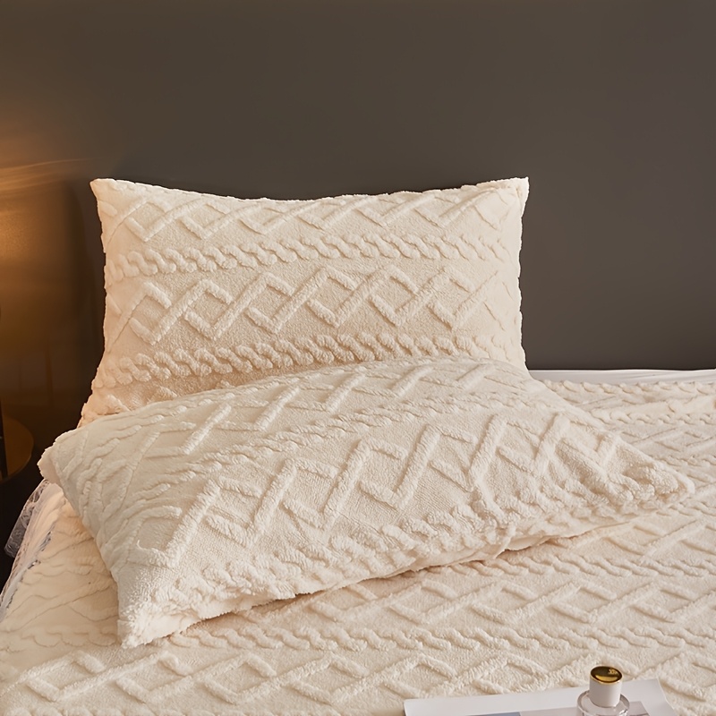 TEMU 2pcs Set Of Luxurious Solid-colored Velvet Pillowcases, Comfortable Skin-friendly Breathable Milk Velvet Pillowcases, Thickened Warm Single