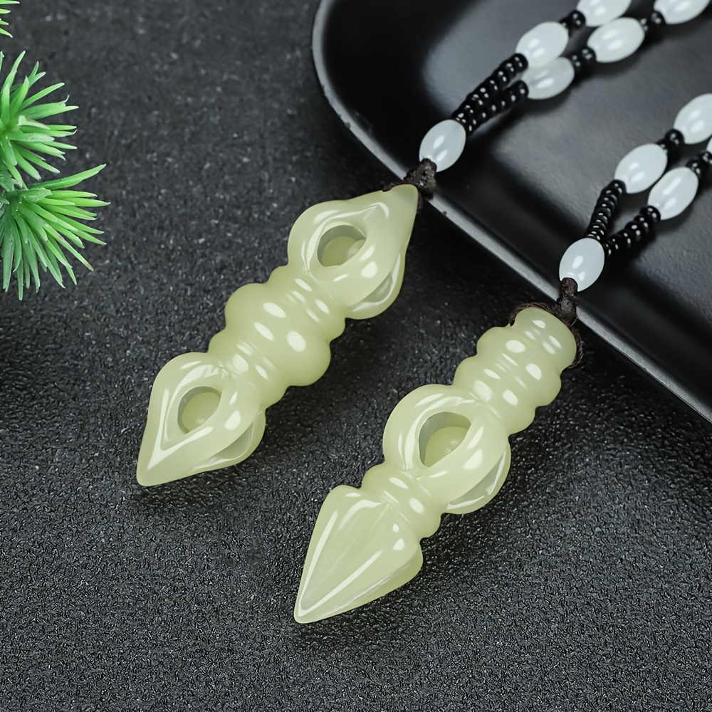 Vintage Natural Exquisite Carving Design Pendant Charm