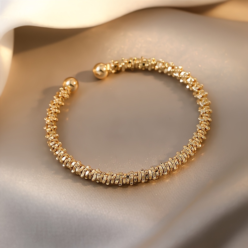 TEMU 1pc Advanced Metallic Sense, Easy Geometric Circle Opening Bracelet, European And , Internet Celebrity, Retro, Niche Wristband, Hand Jewelry For