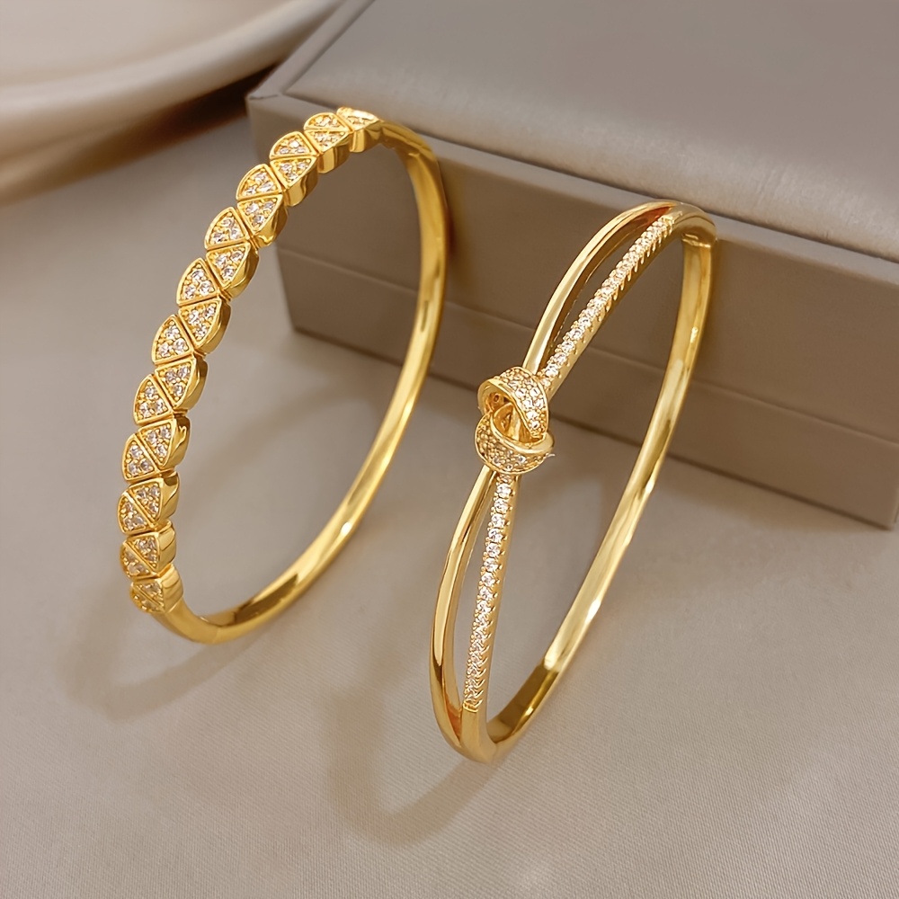 Women's 2pcs Hollow-Out Knot Design Bangle Bracelet Set
