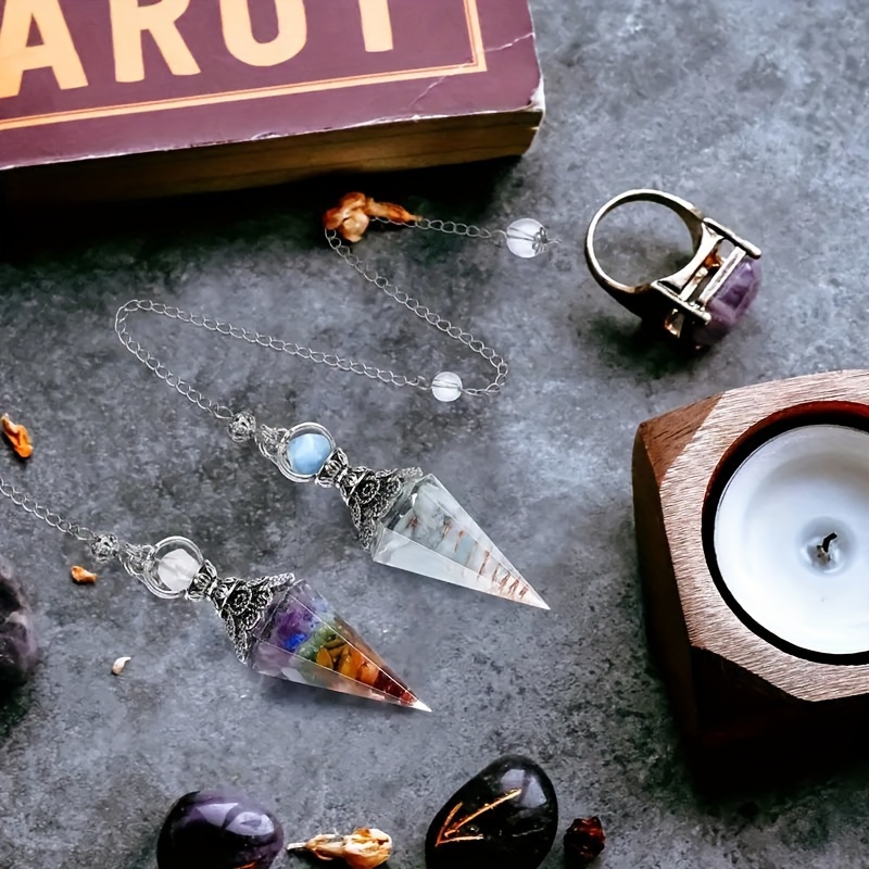 Natural Stone Crystal Necklace with Star Pendulum