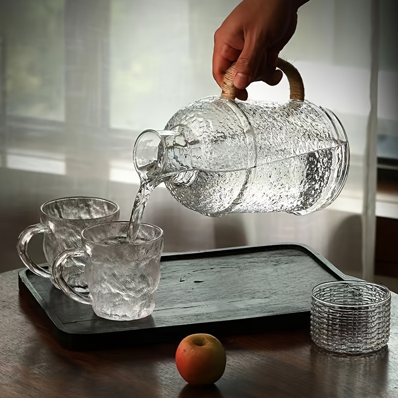 

1pc Vintage Texture 2l High Borosilicate Glass Water Jug With Traditional Handle, Large Capacity Pitcher, Heat Resistant