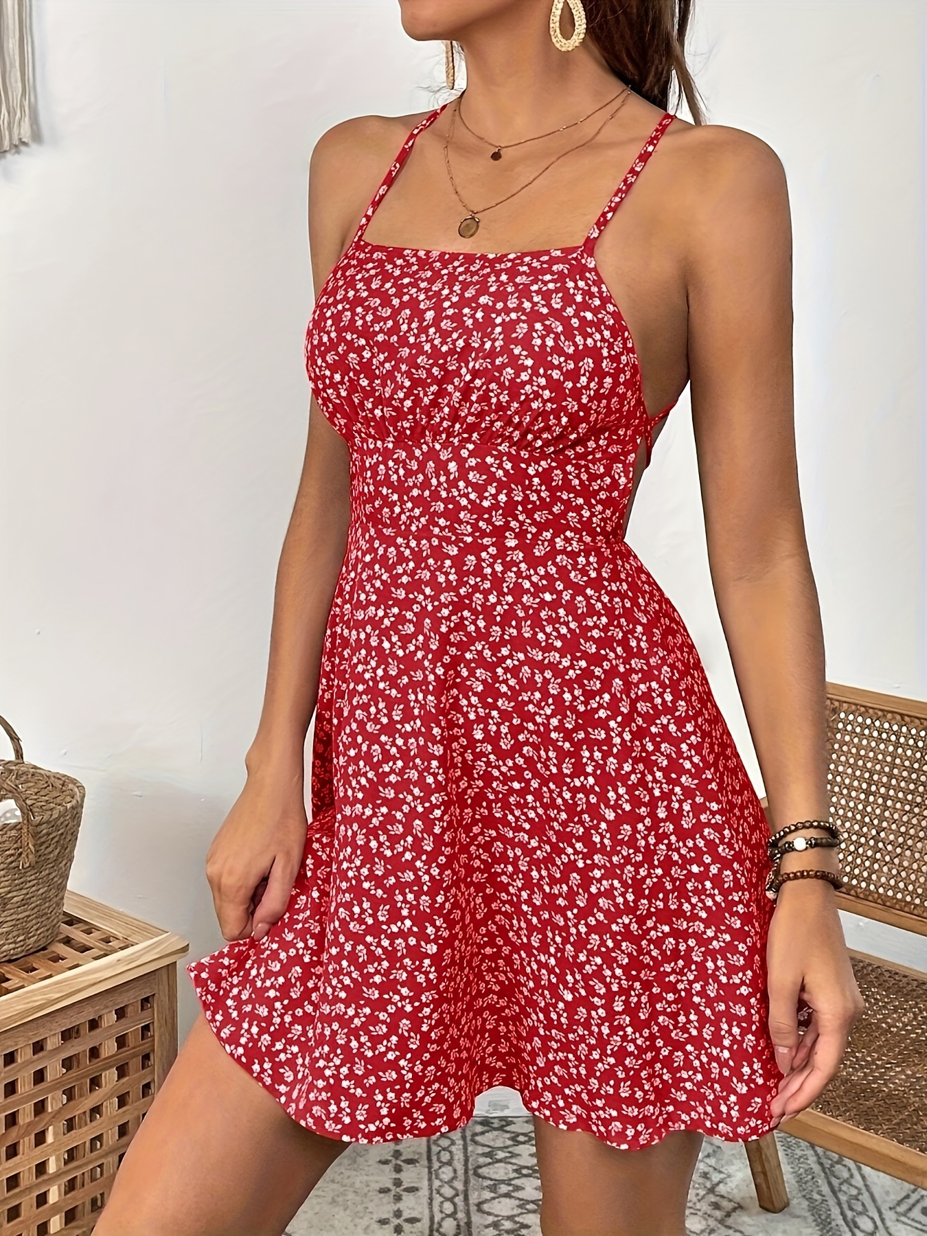 Women'S Elegant Backless A-Line Dress - Sexy Red Floral Print Short Skirt, Backless Design, Perfect for Spring/Summer Vacations, Casual Summer Dress | Floral Print Dress | Aline Silhouette, Cute Summer Dresses