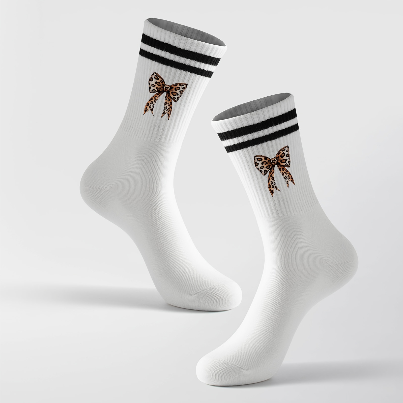 1 Pair Of Women's Mid-calf Socks, Casual Sports Socks, White, Unisex, Trendy Cartoon Bowknot Leopard Print Pattern, Fashionable, Versatile, Soft, Comfortable, Breathable, Suitable For , Women's Socks