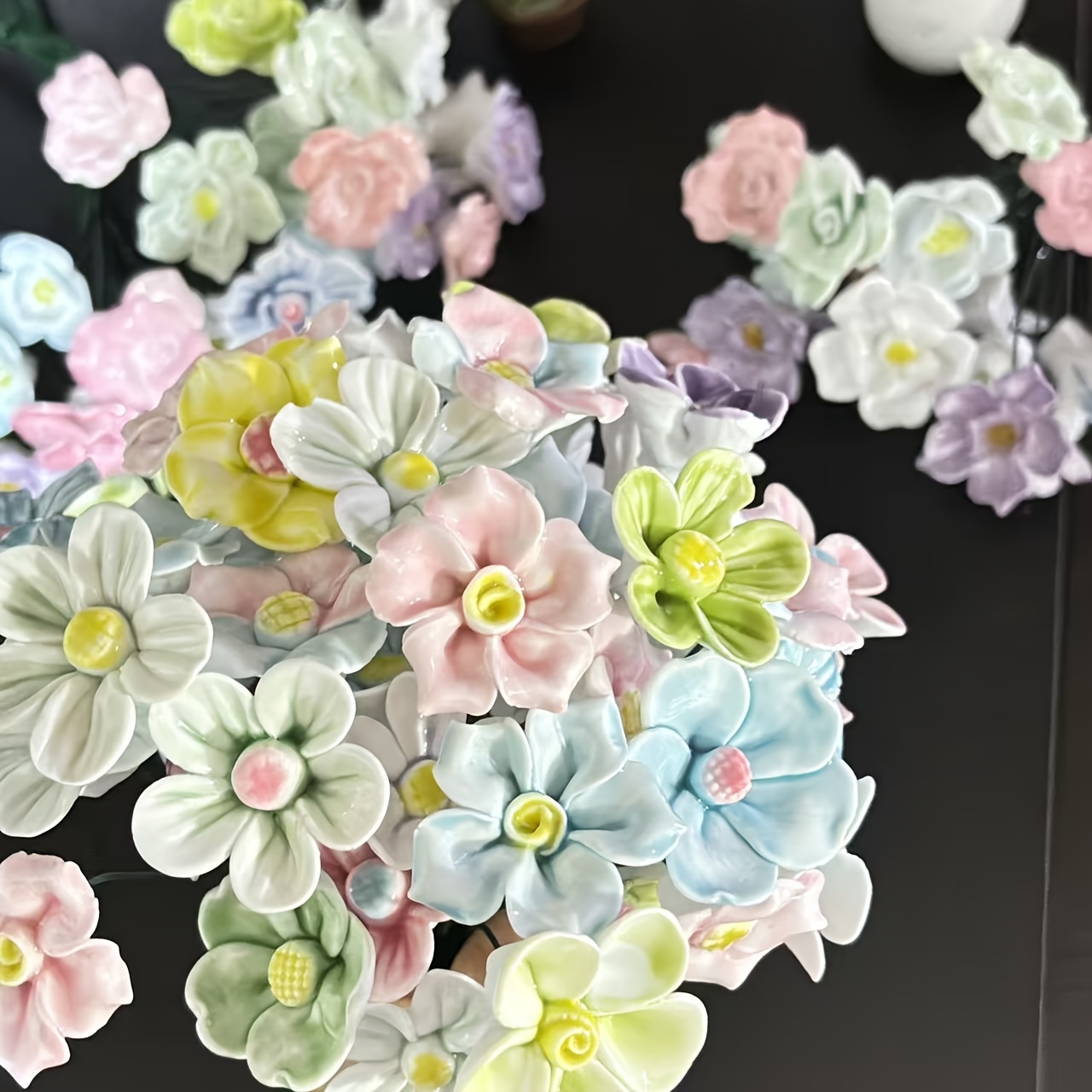 E-shop 10-teiliges zufälliges Keramik-Blumenset – Handgefertigte, zeitlose Blumen DIY- – Perfekte für Valentinstag, Weihnachten, Muttertag, etc.
