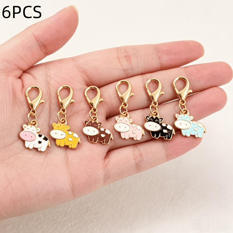 TEMU 6pcs Multicolore Dessin Animé Petite Vache Laitée Alliage Goutte d'Huile Ornements Pendentifs Porte-clés Main