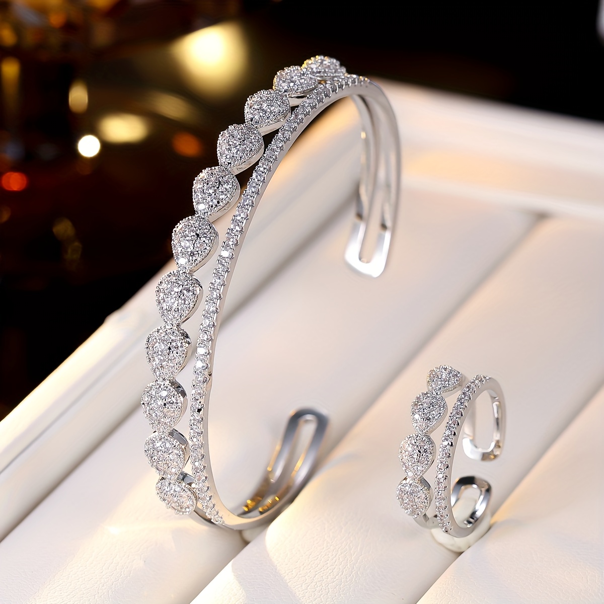 TEMU Juego de 2 piezas de pulsera y anillo, conjunto de lujo y de moda para mujer con arreglo de , adecuado para uso diario, deportes y fiestas