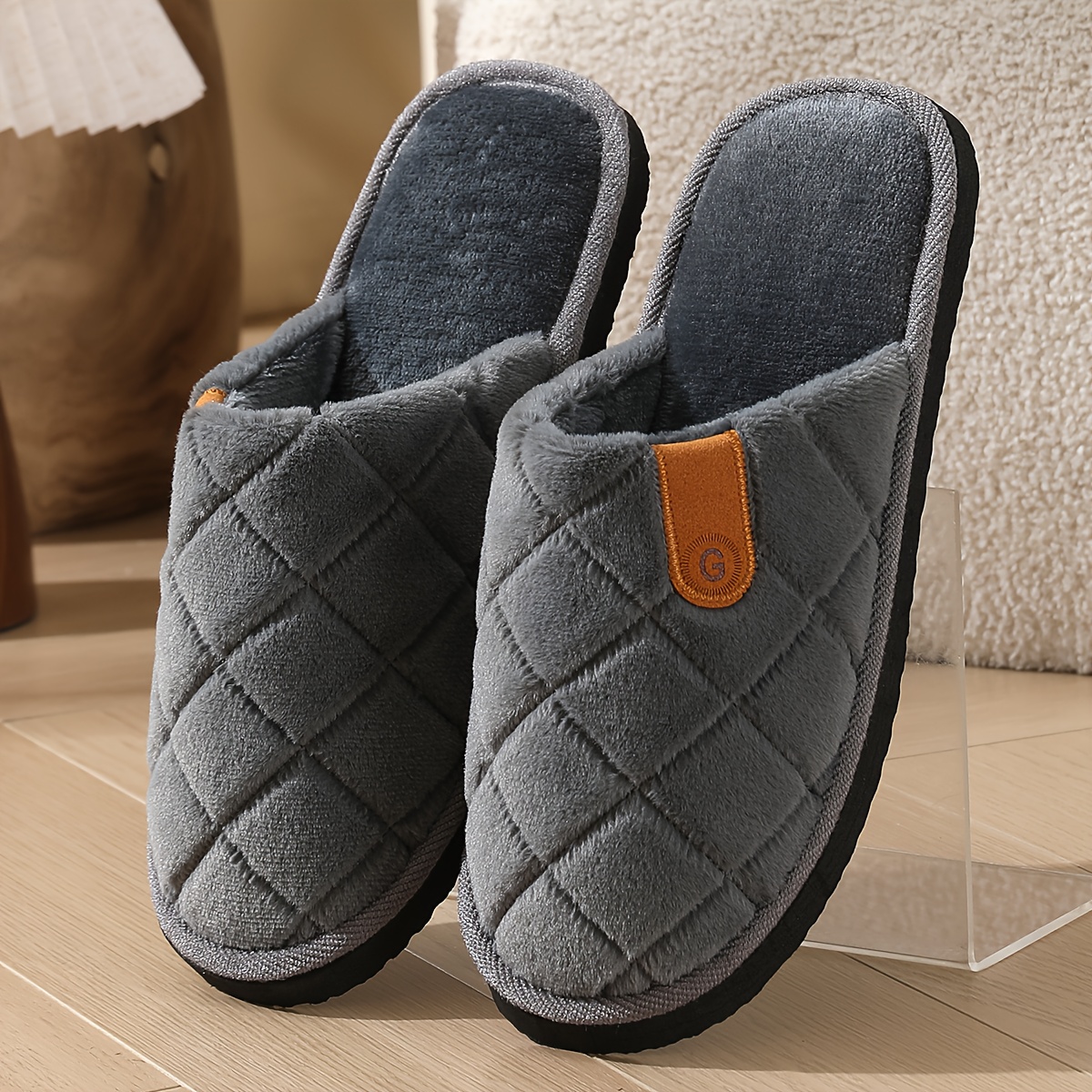 Image of Autumn/winter Men's Plush-lined Thick-soled Non-slip Slippers For Home, Warm For Indoor/outdoor Use, Couples' Slippers, International Slippers