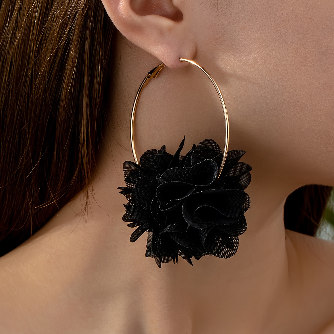 Image of 2pcs Bohemian Style Black Floral Fabric Earrings, Suitable For Women's Parties And Holiday Gifts